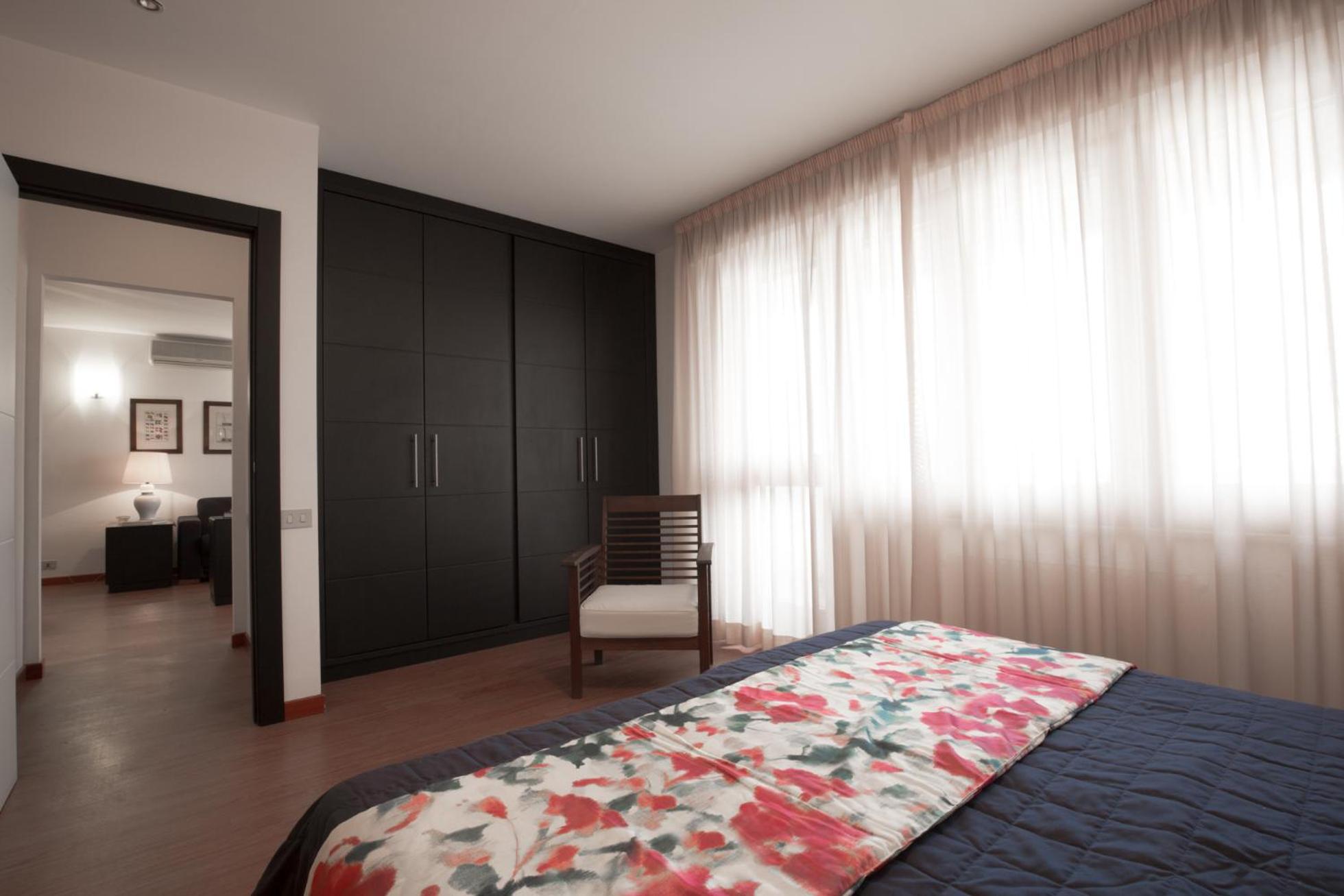 Executive Apartment - Photo 17