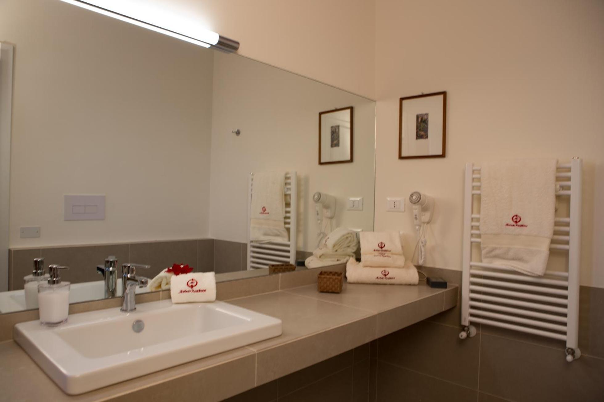 Executive Apartment - Photo 7