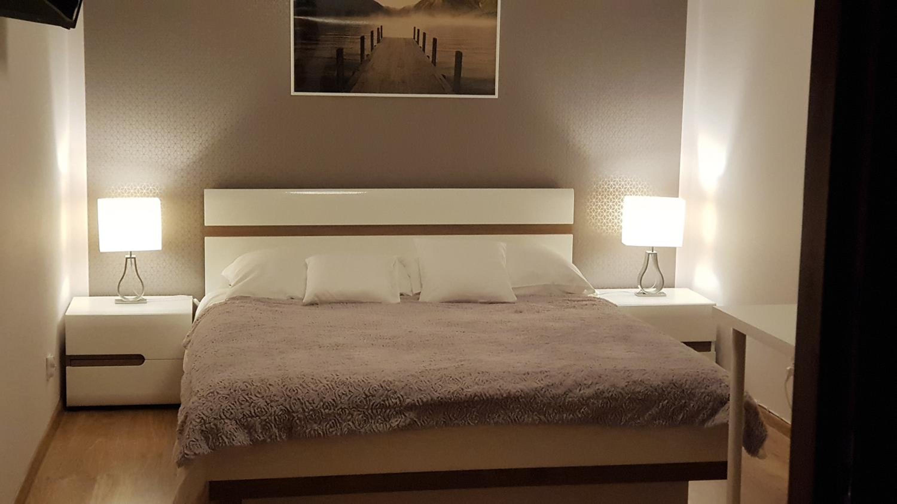 Double Room - Disability Access photo 2