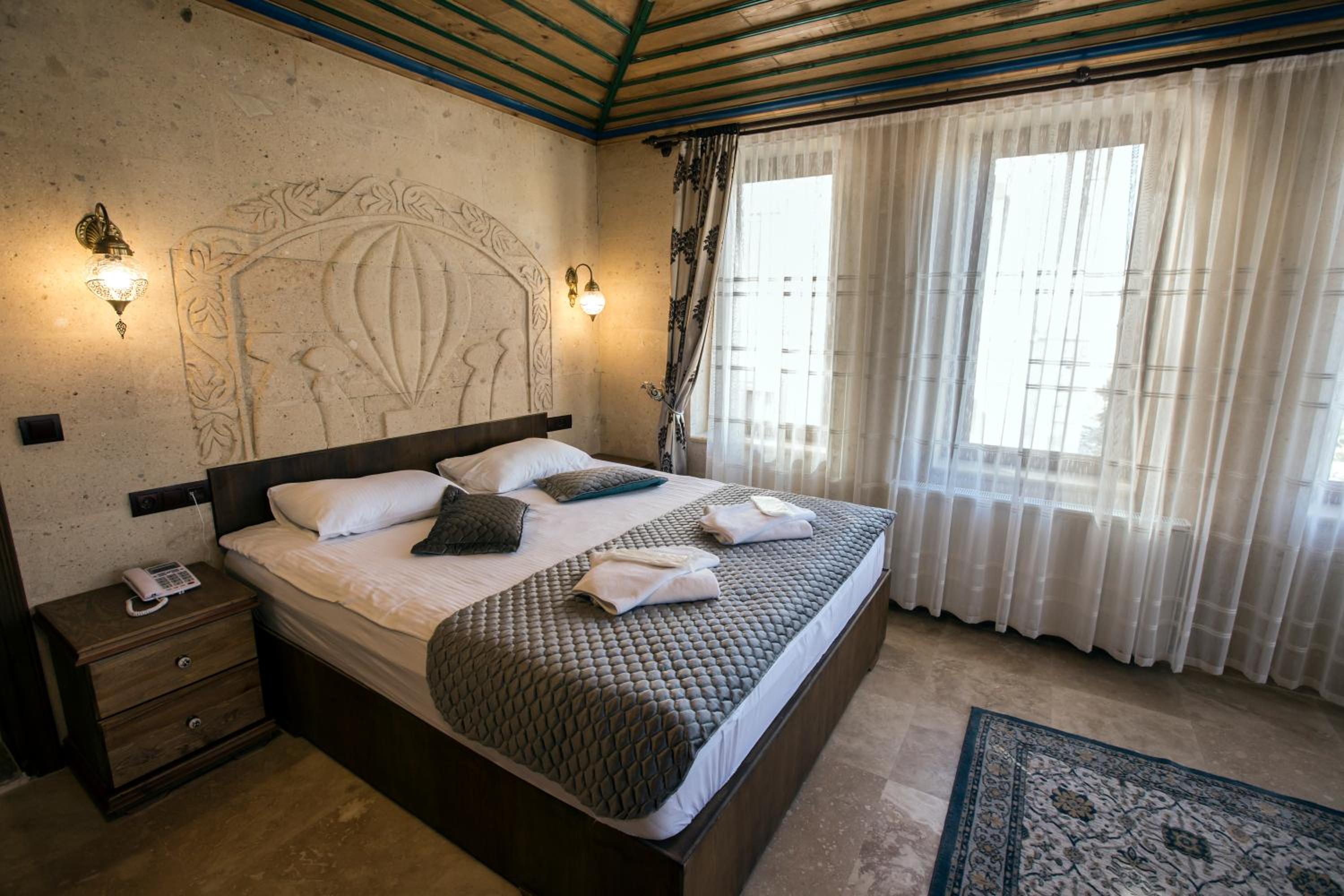 Deluxe Triple Room - Photo 12