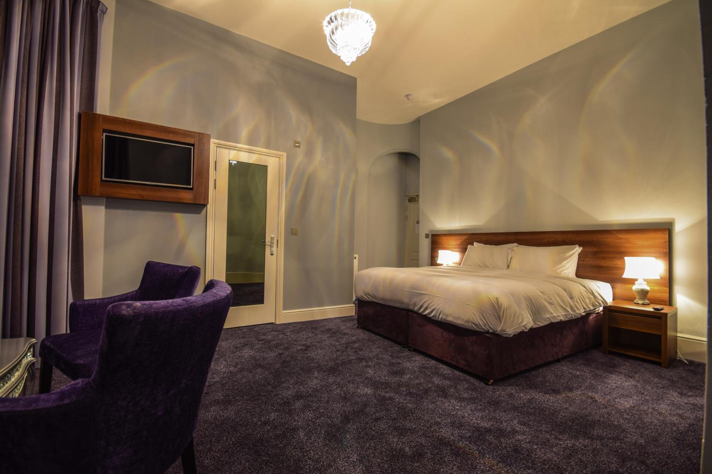 Standard Room photo 2