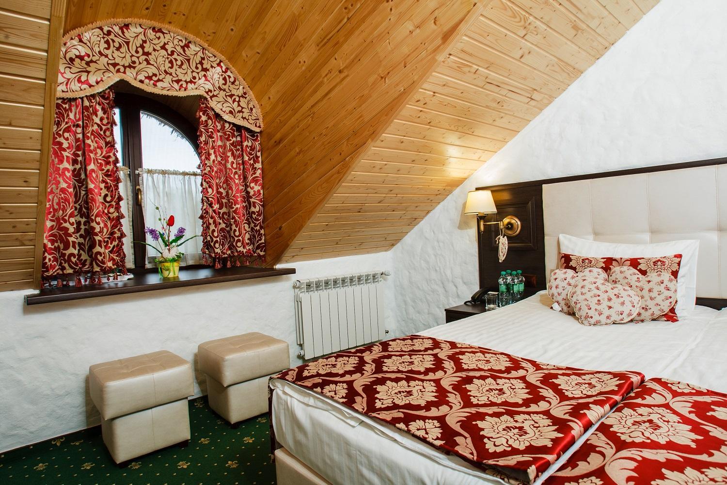 Double Room With View - Attic photo 3