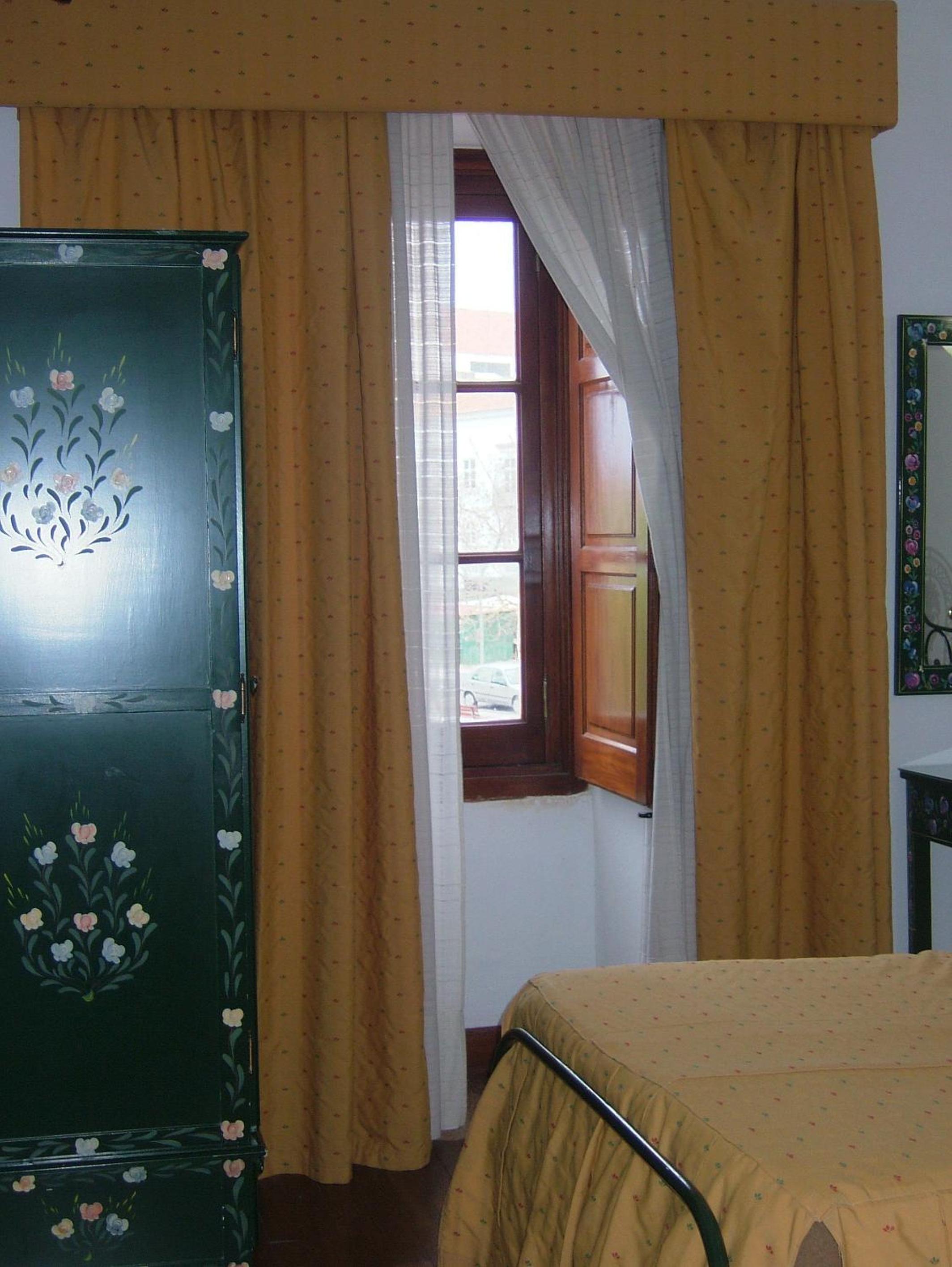 Twin Room - Photo 8