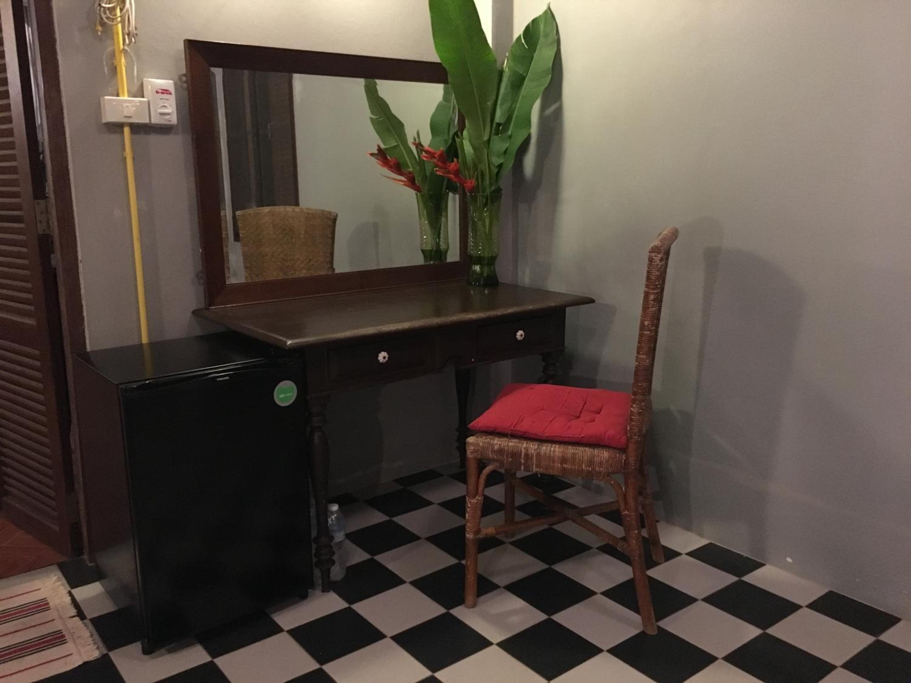Deluxe King Room photo 1