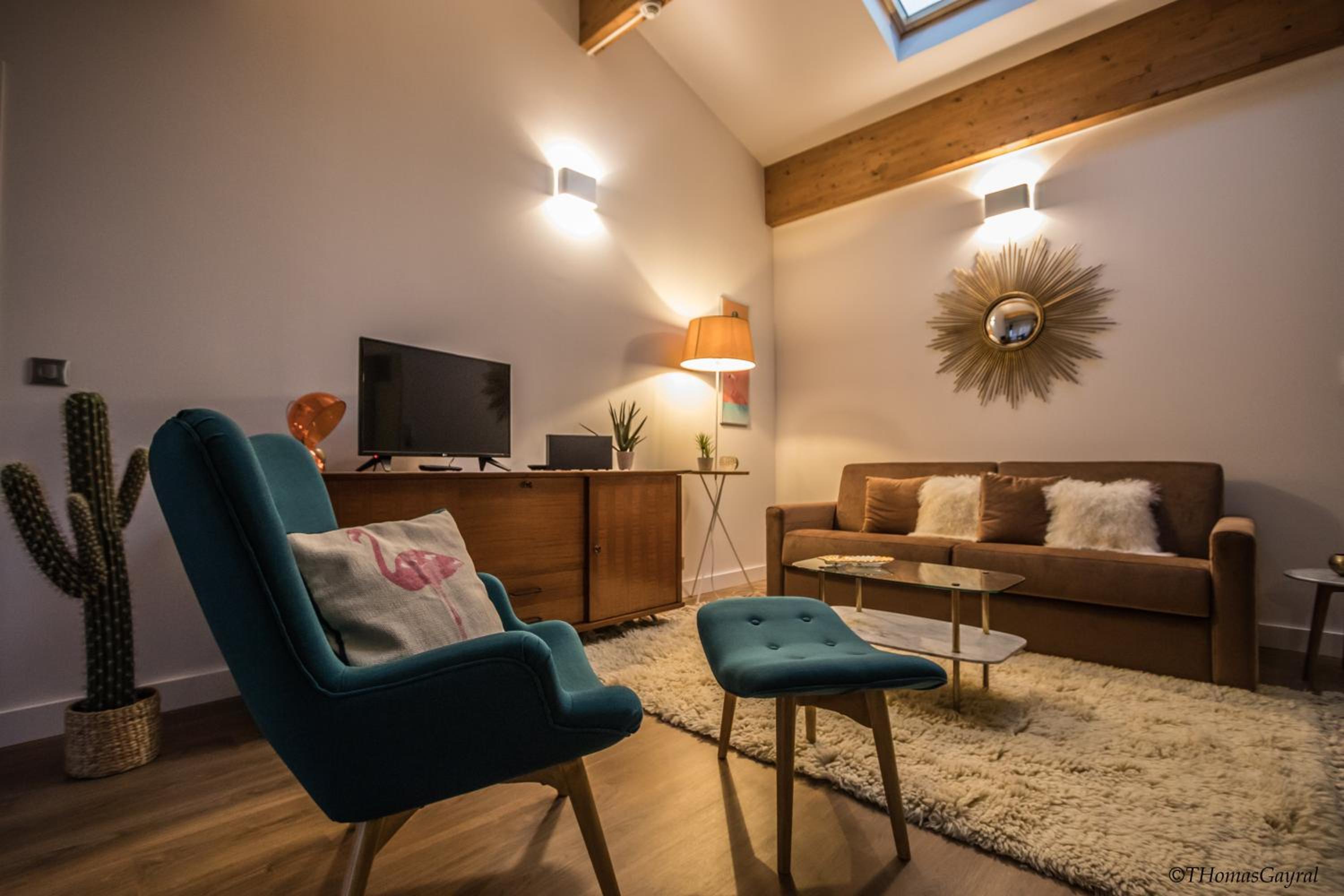 Two-Bedroom Apartment - Photo 3