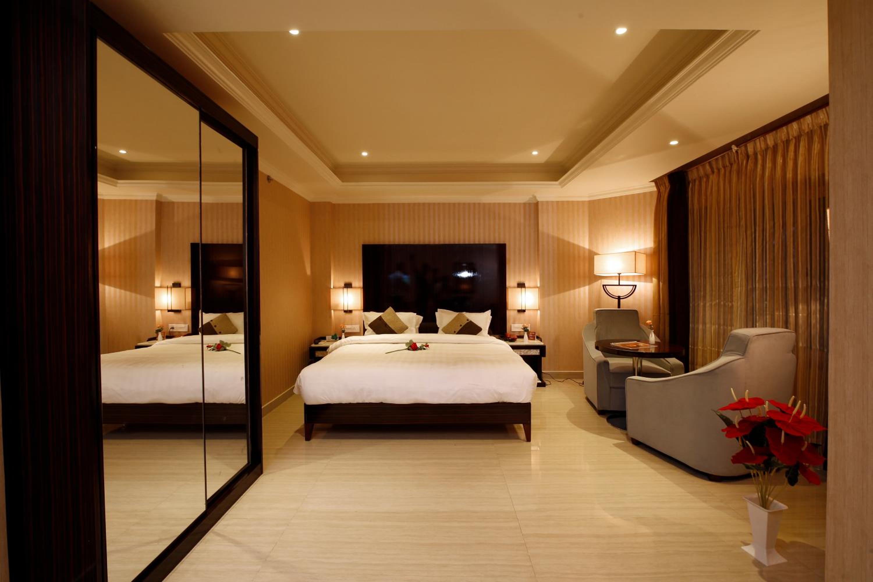Suite with City View photo 1