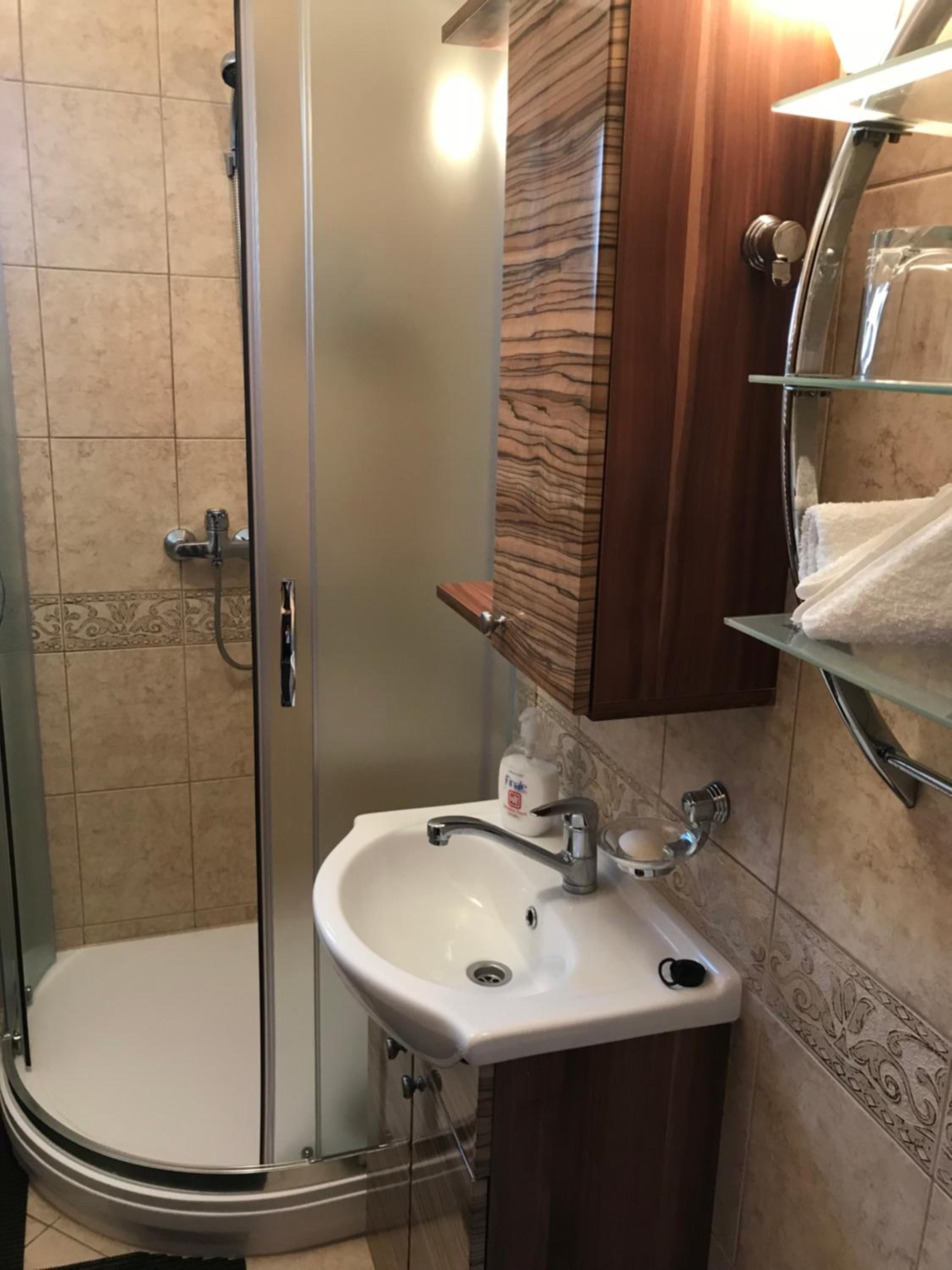 Apartment - Photo 12