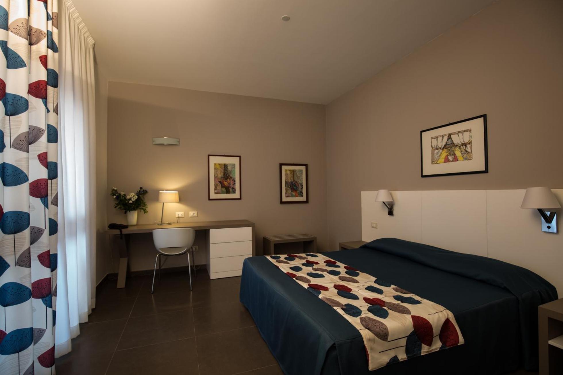 Executive Apartment - Photo 14