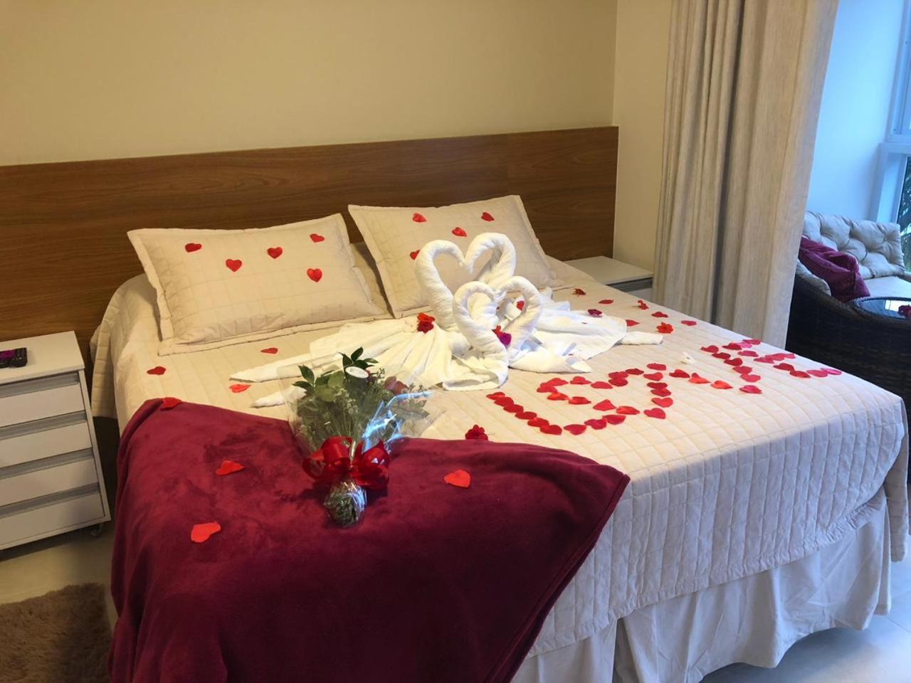Deluxe Suite with Spa Bath photo 2