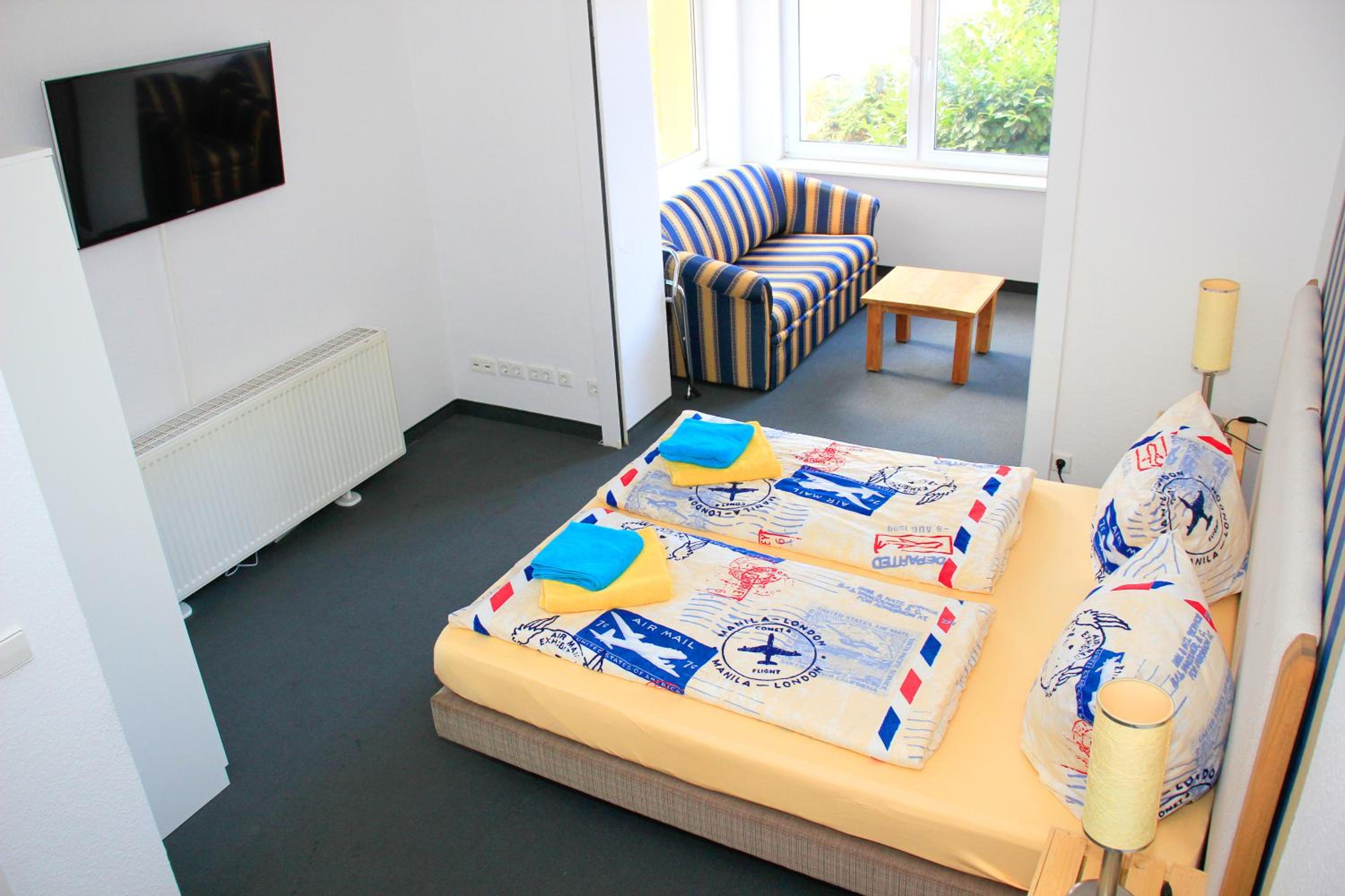 Deluxe Double Room (2 Adults + 1 Child up to 12years) photo 2