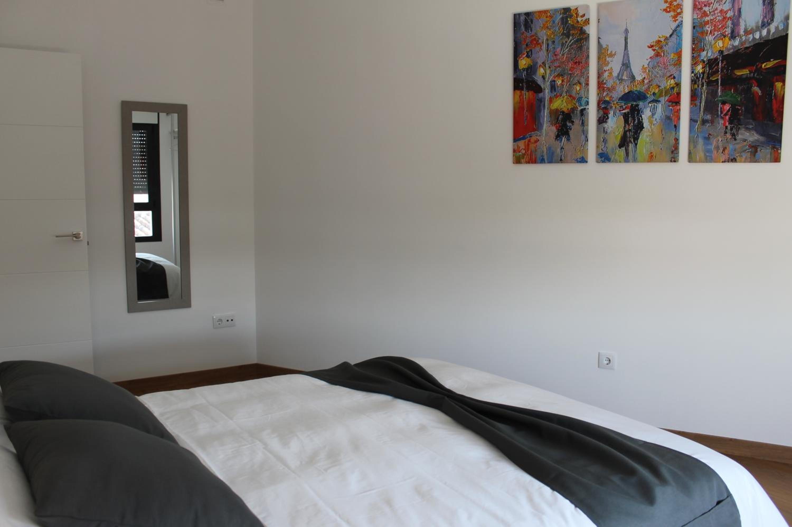 Apartment - Photo 2