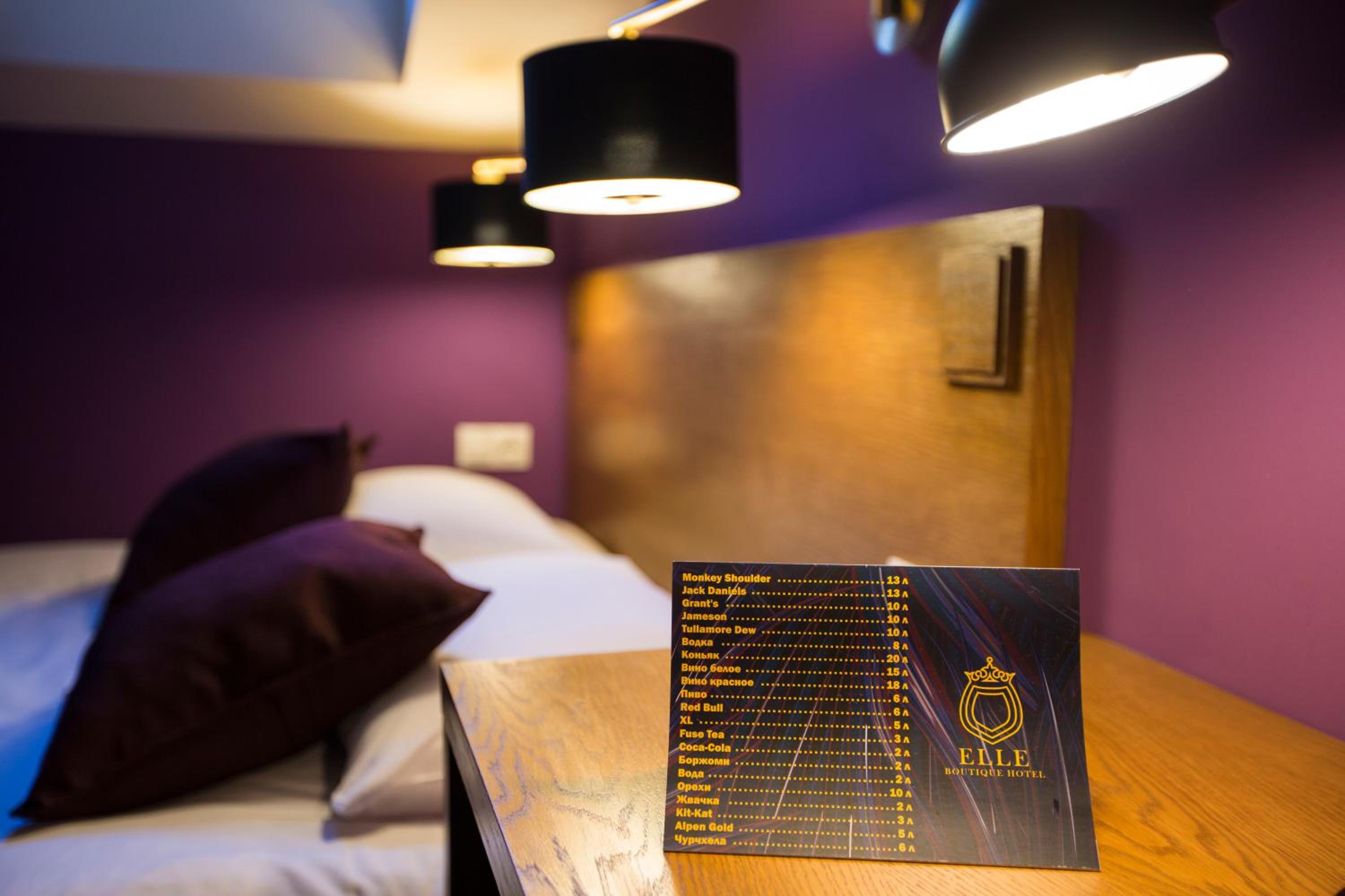 Standard Double Room - Photo 11