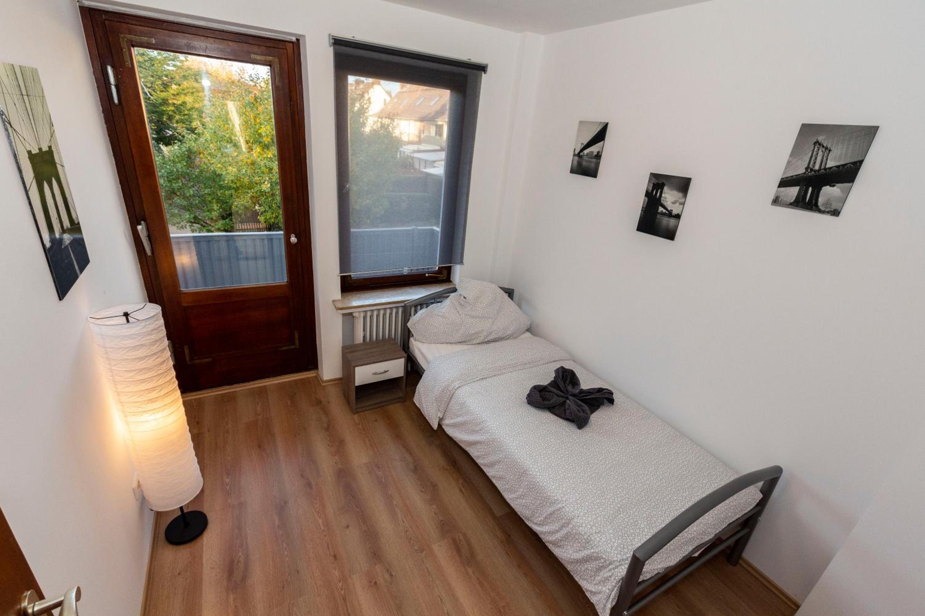 Apartment - Photo 4