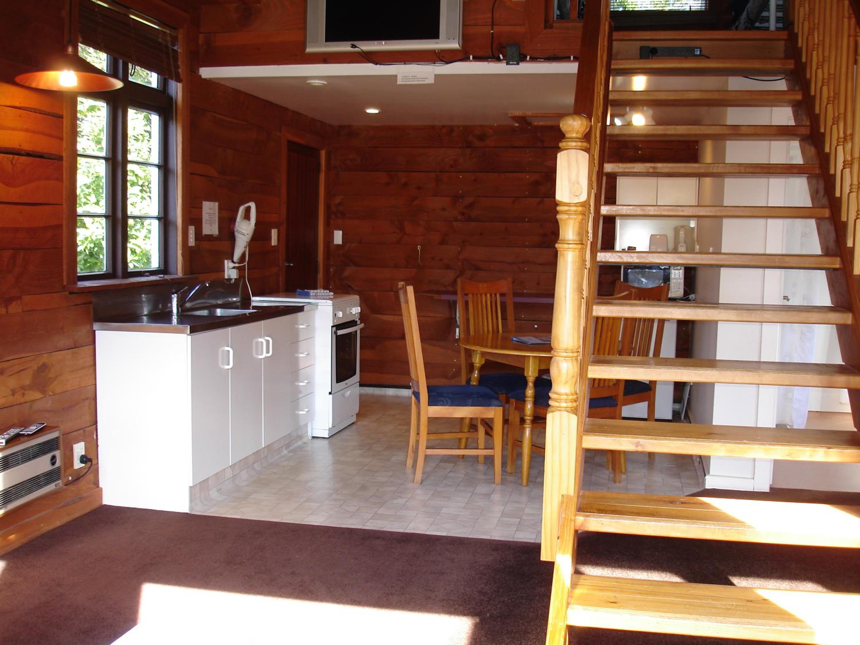 Apartment - Split Level photo 2