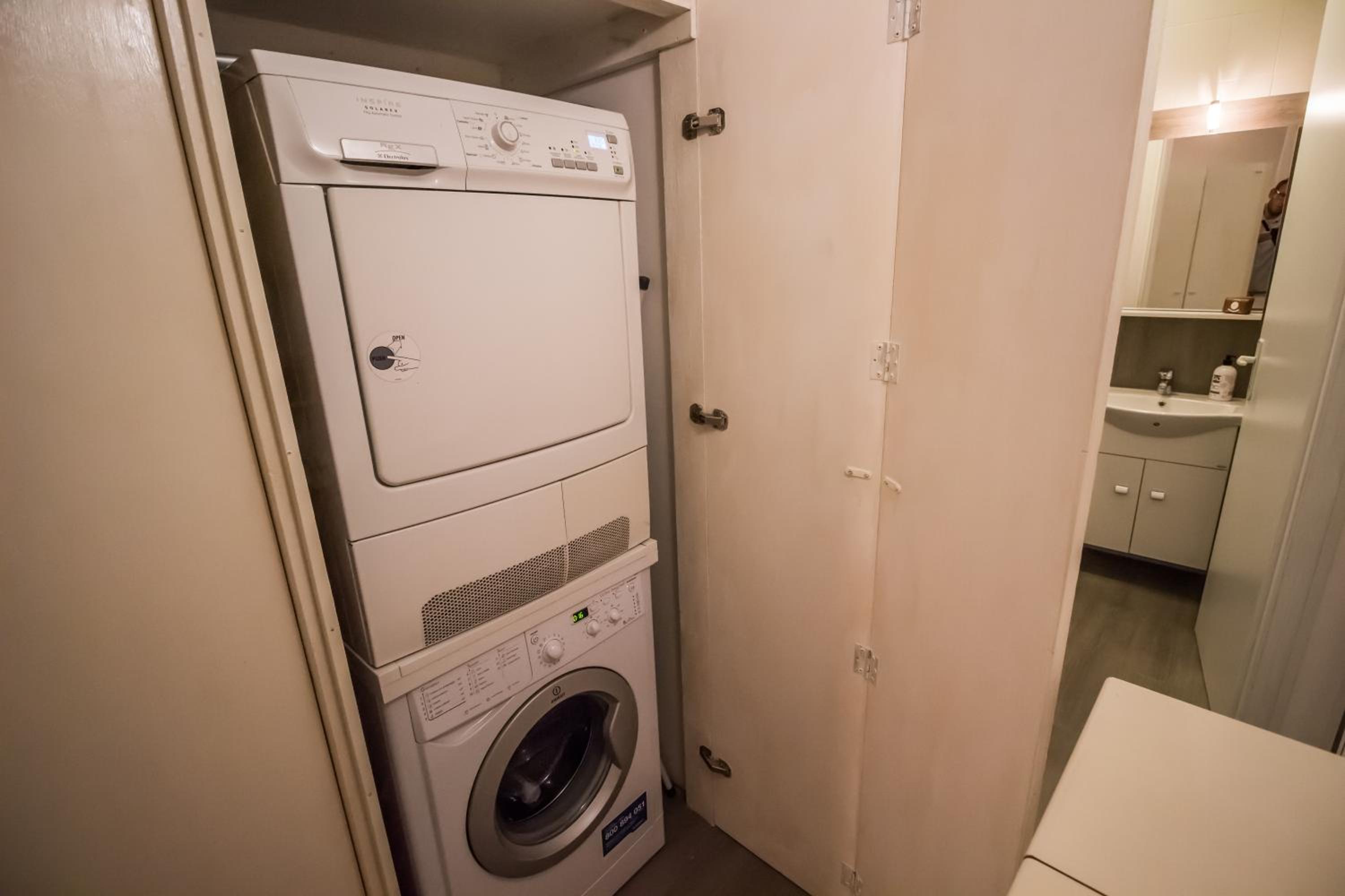 Apartment - Photo 3