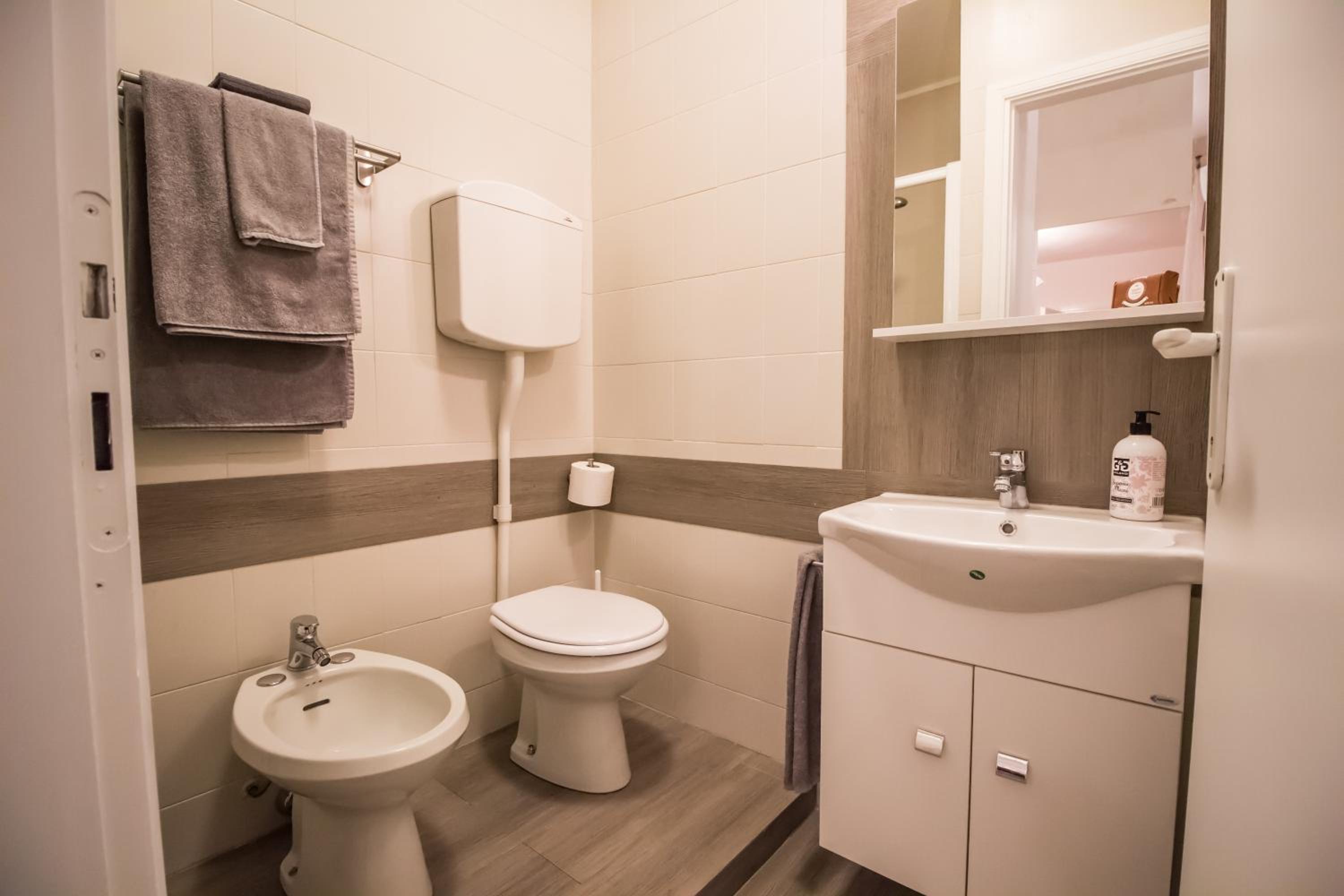Apartment - Photo 14