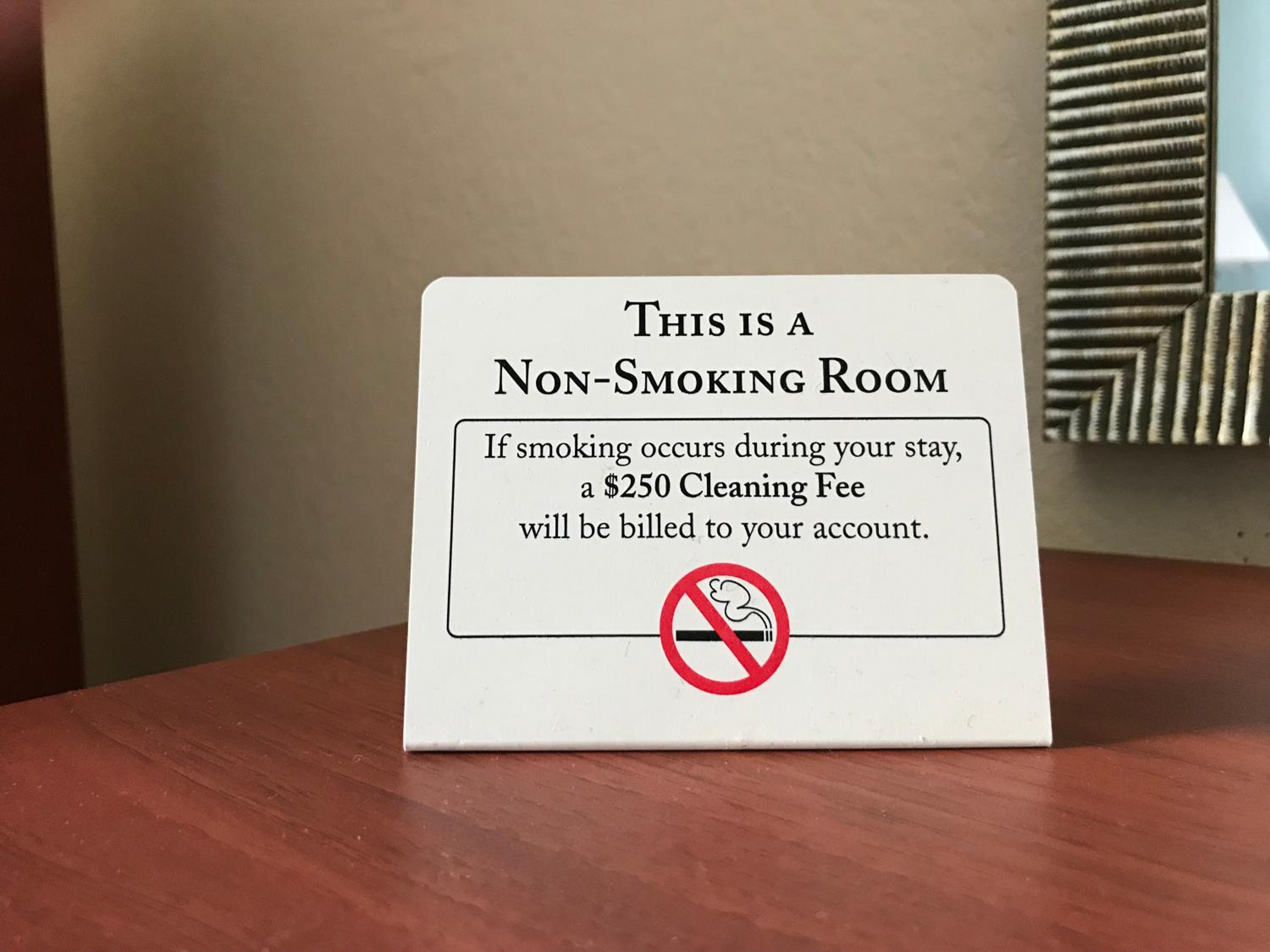 Business Room with Two Double Beds - Non-Smoking - Photo 7