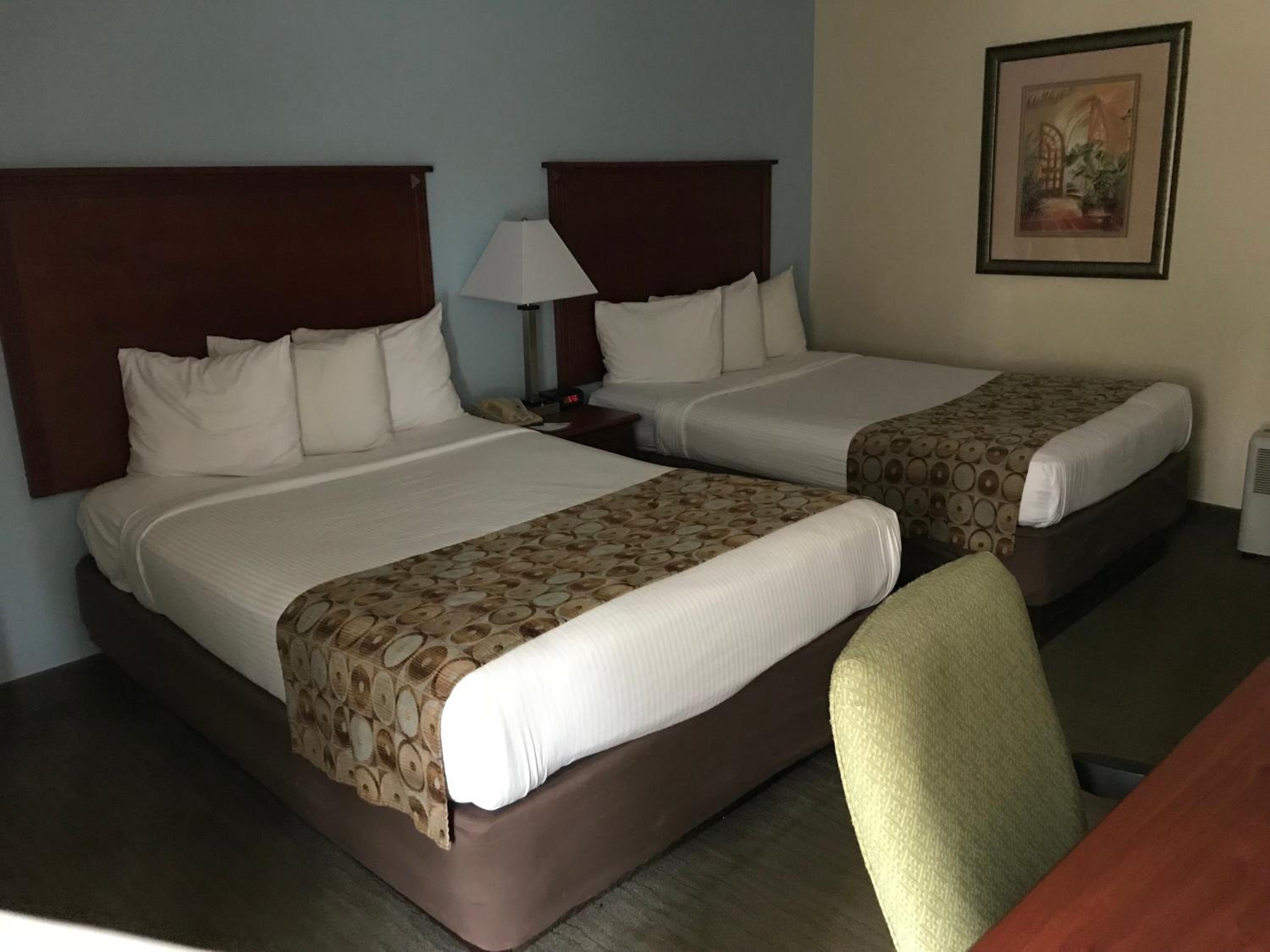 Standard Double Room with Two Double Beds - Photo 1