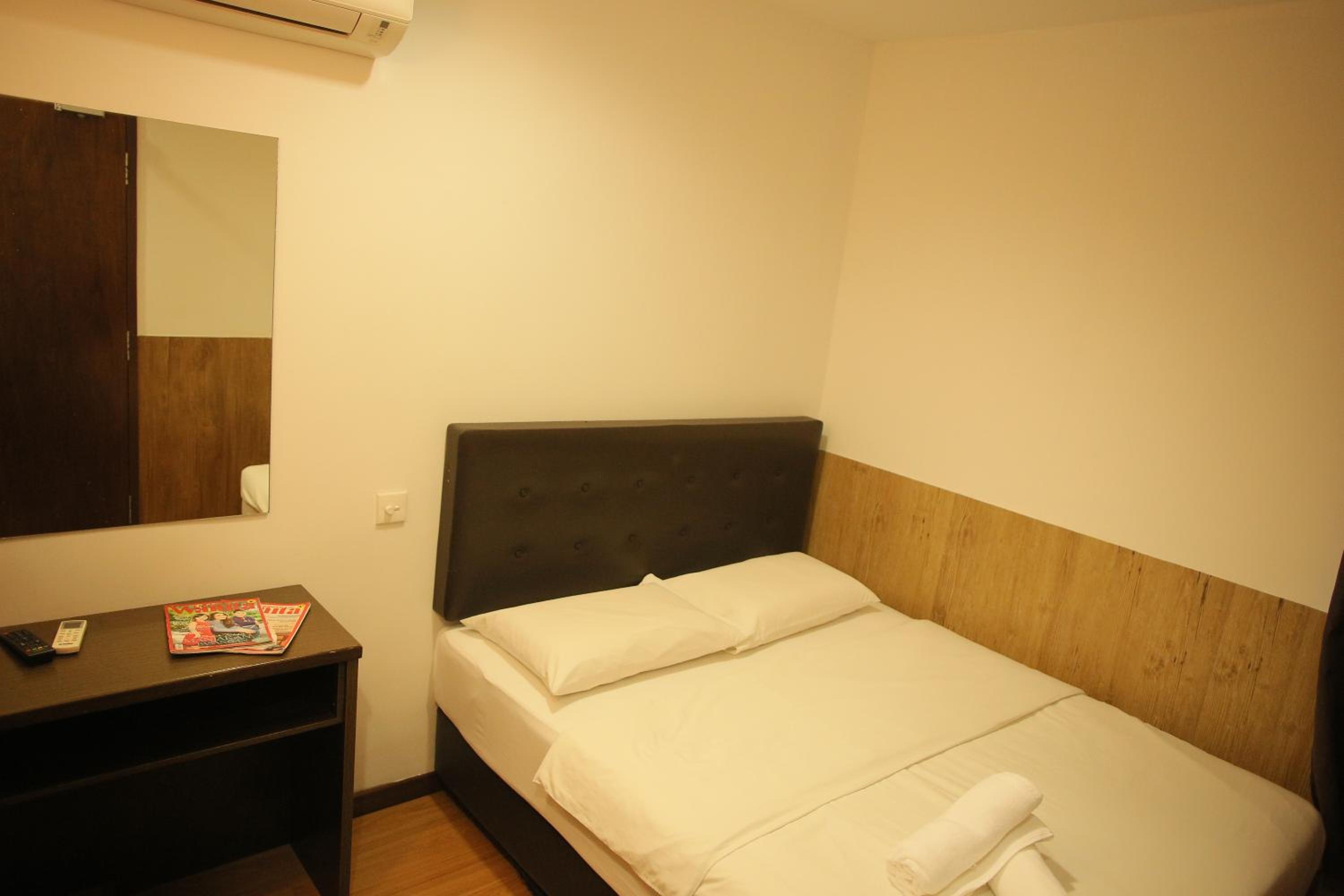Standard Queen Room photo 1