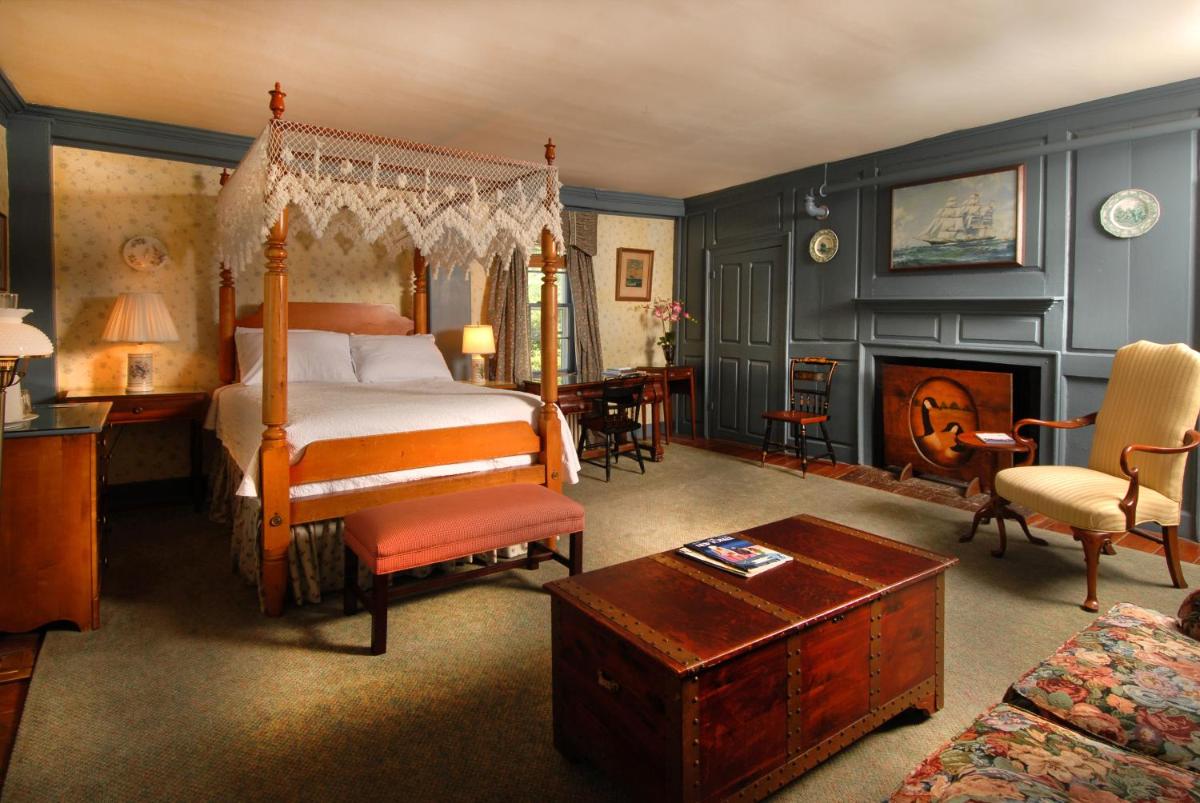 Heritage Colonial KING photo 1