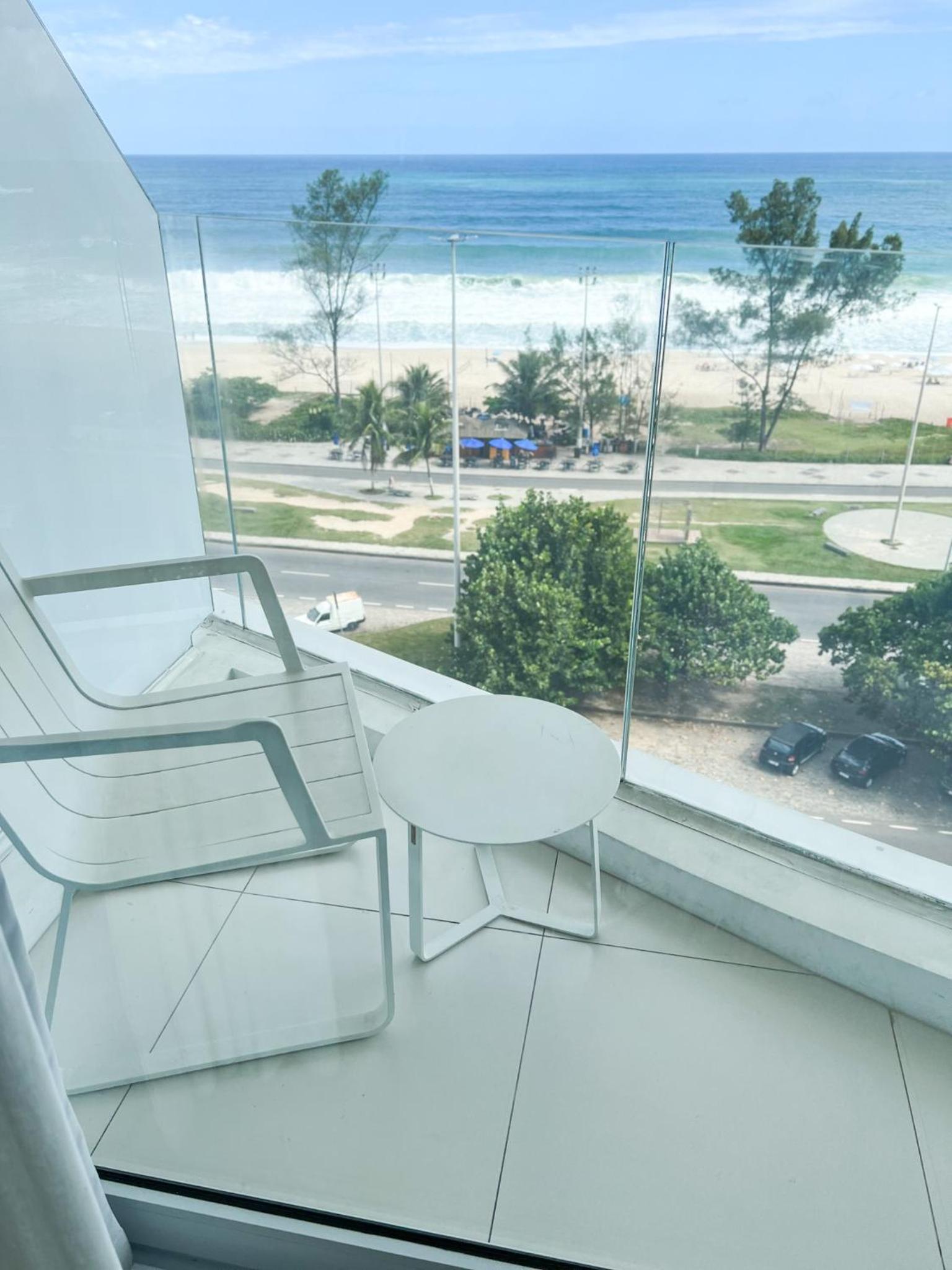 Quadruple Room with Sea View thumbnail 5