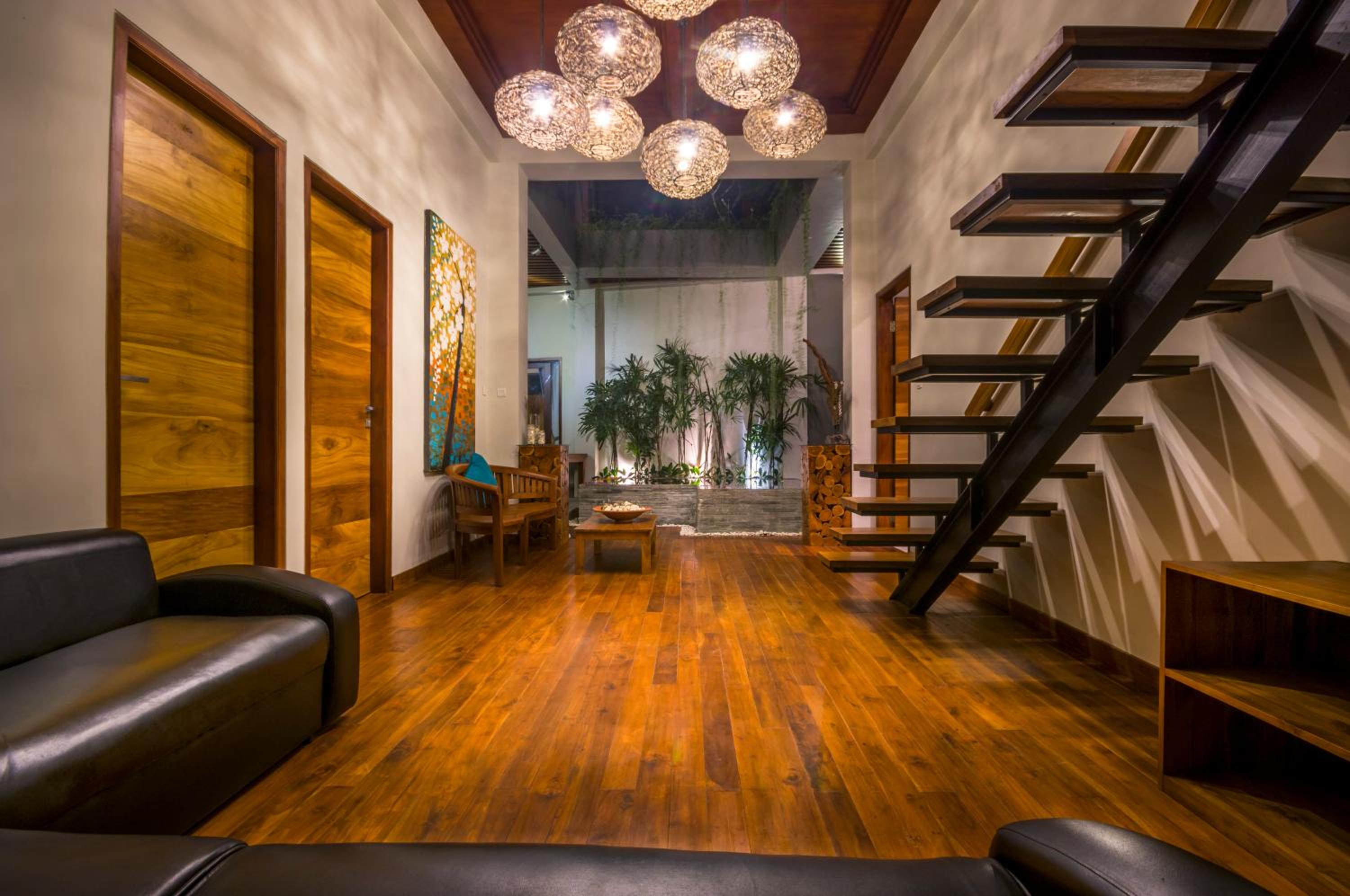 Villa with Sea View - Photo 37