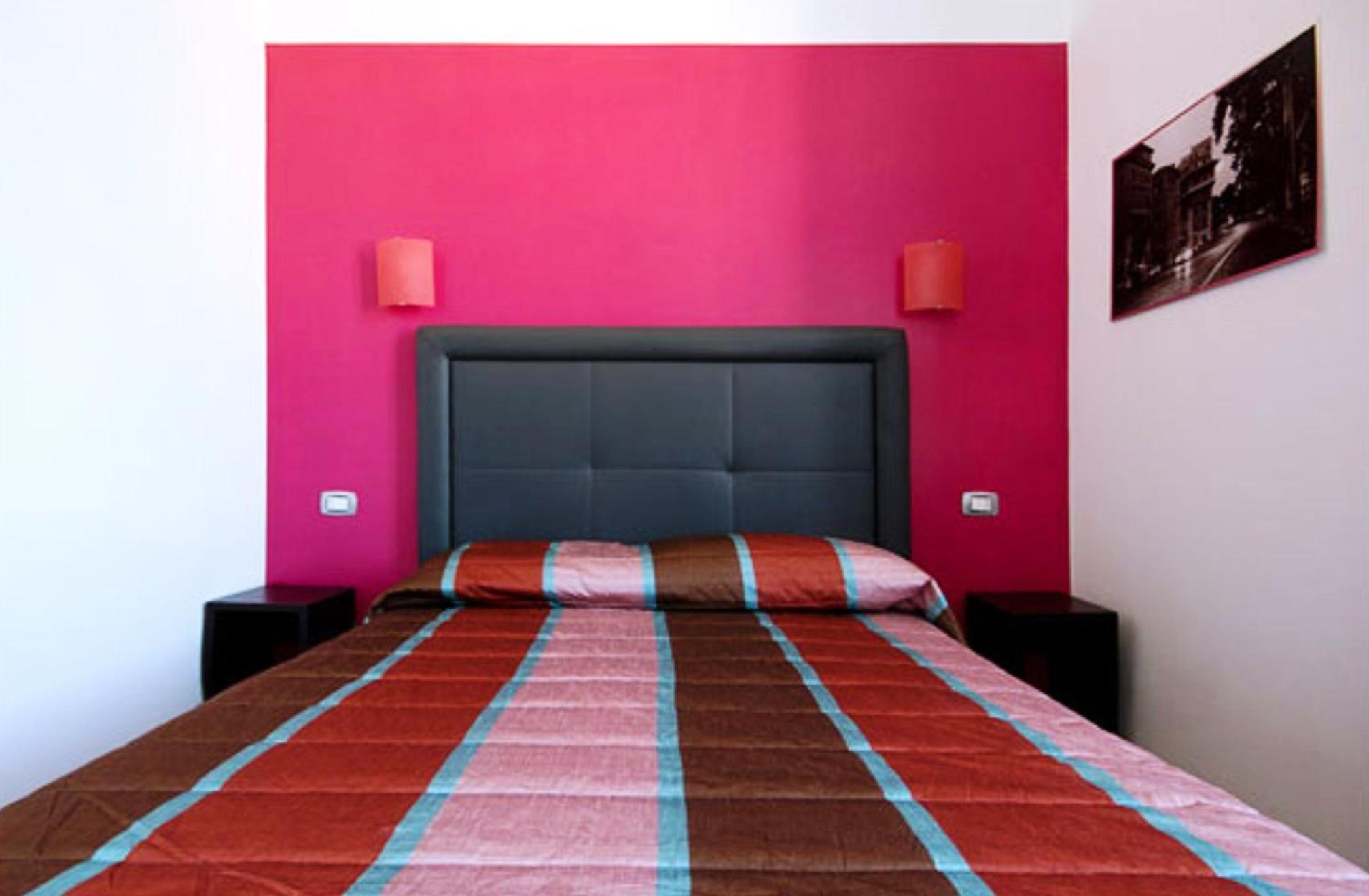Economy Double Room photo 1
