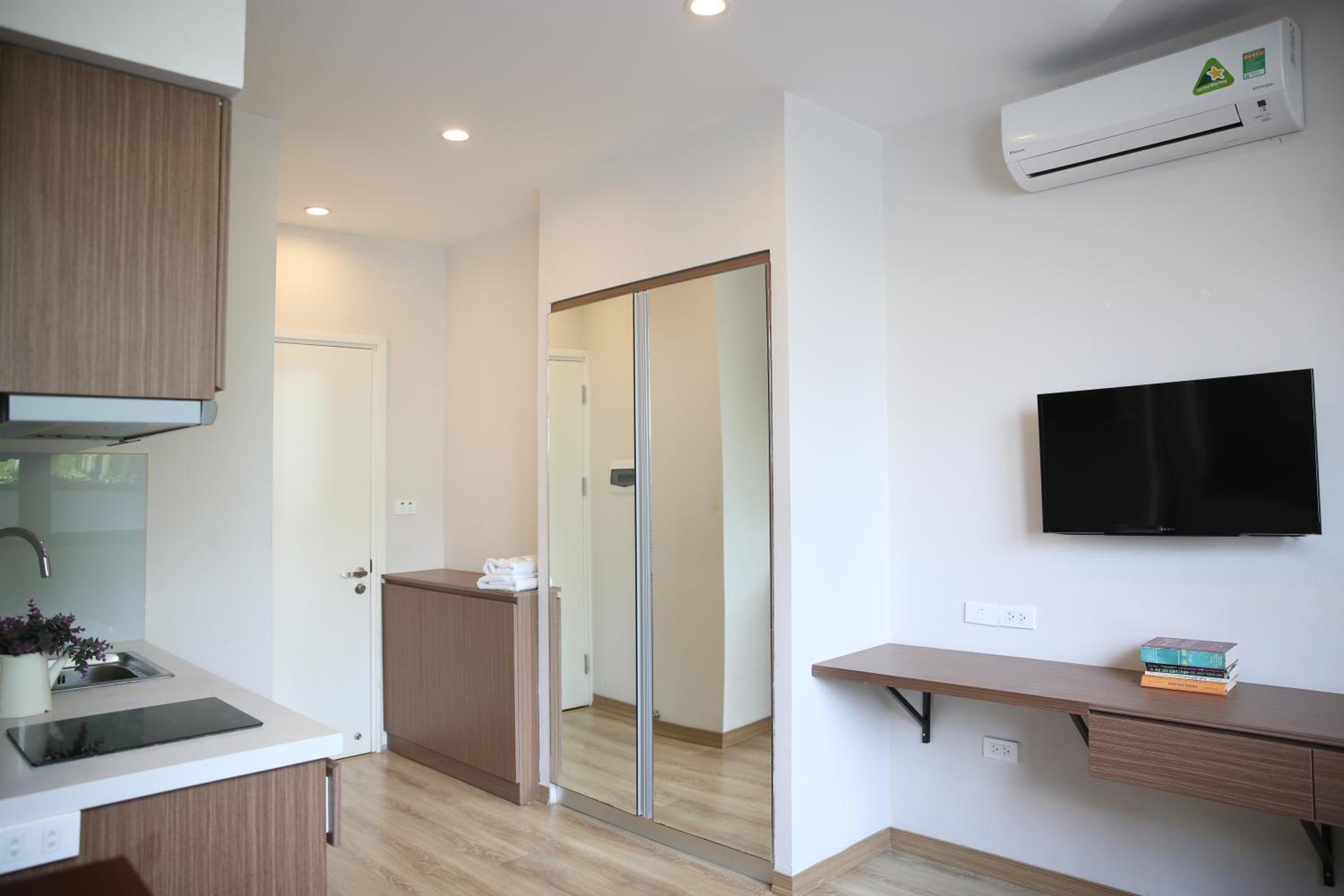 Apartment - Split Level