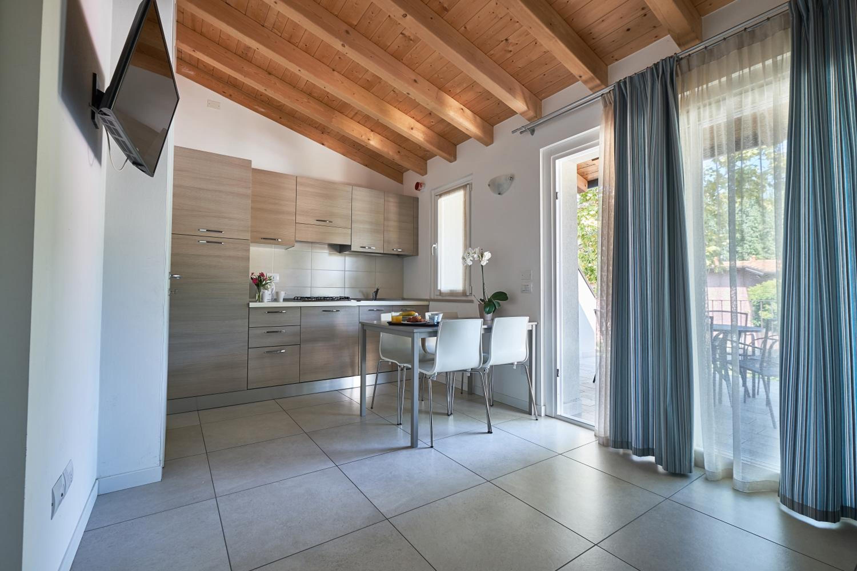 One-Bedroom Family Apartment - Photo 16