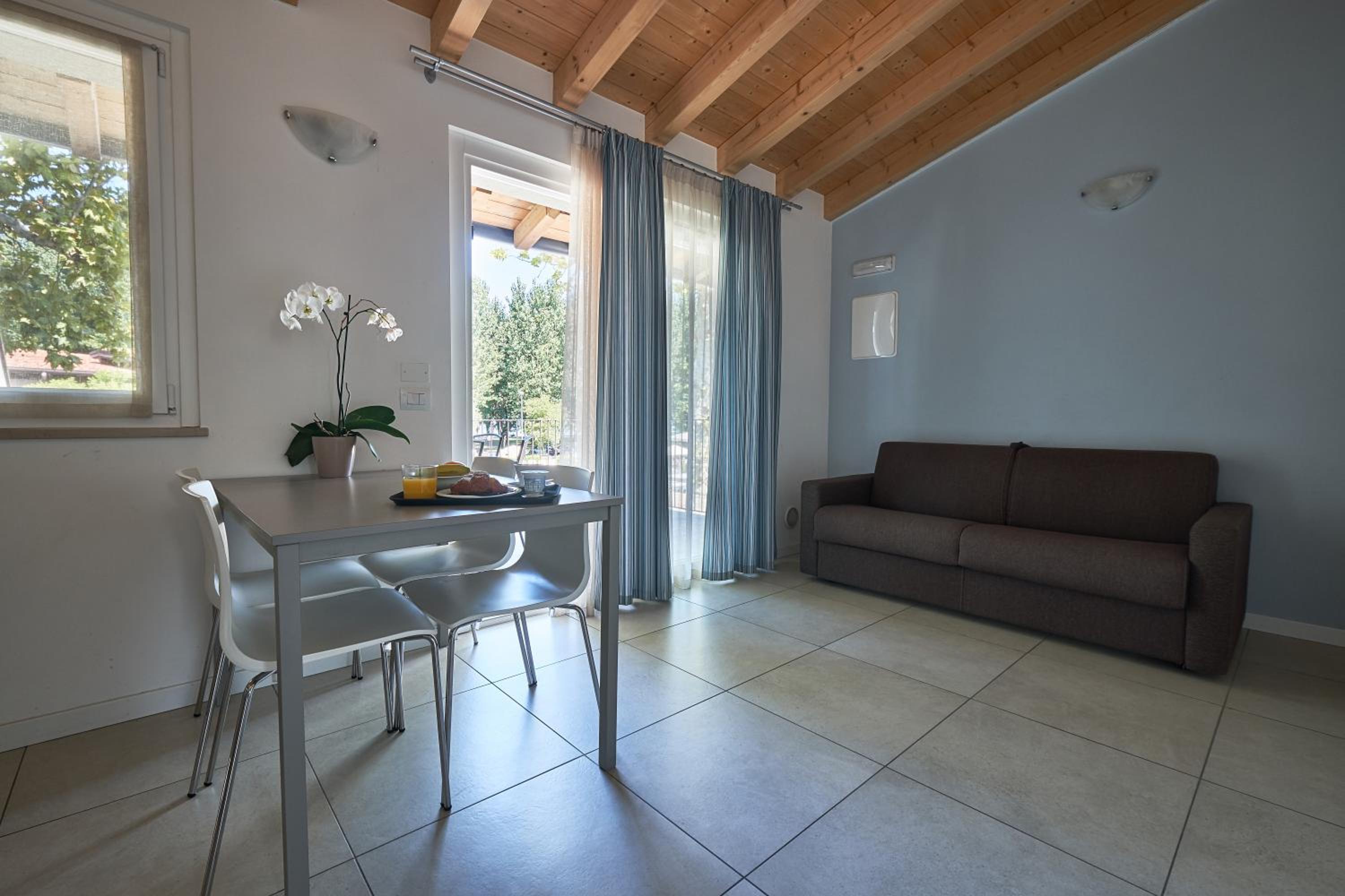 One-Bedroom Family Apartment - Photo 12