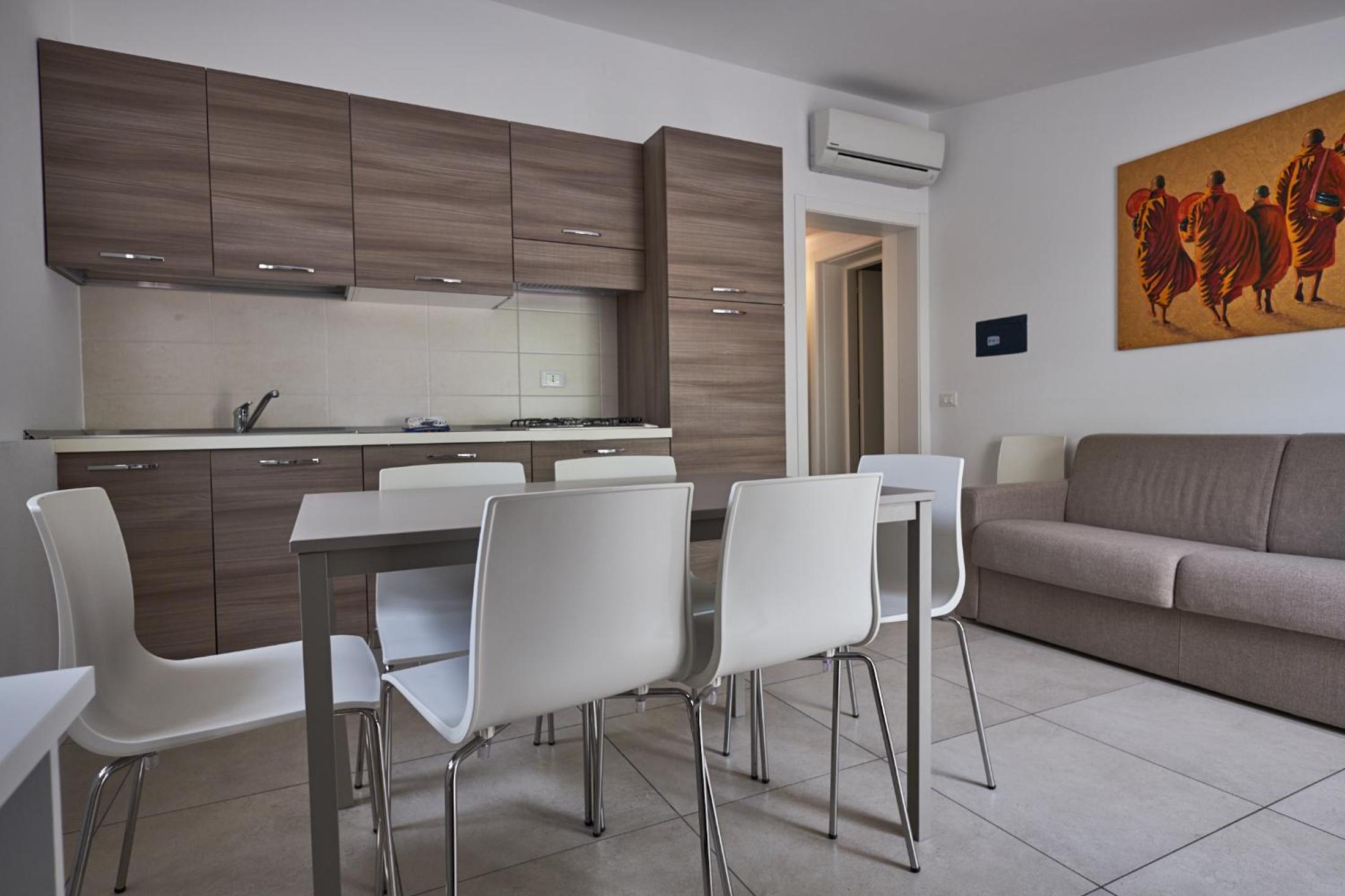 One-Bedroom Family Apartment - Photo 11