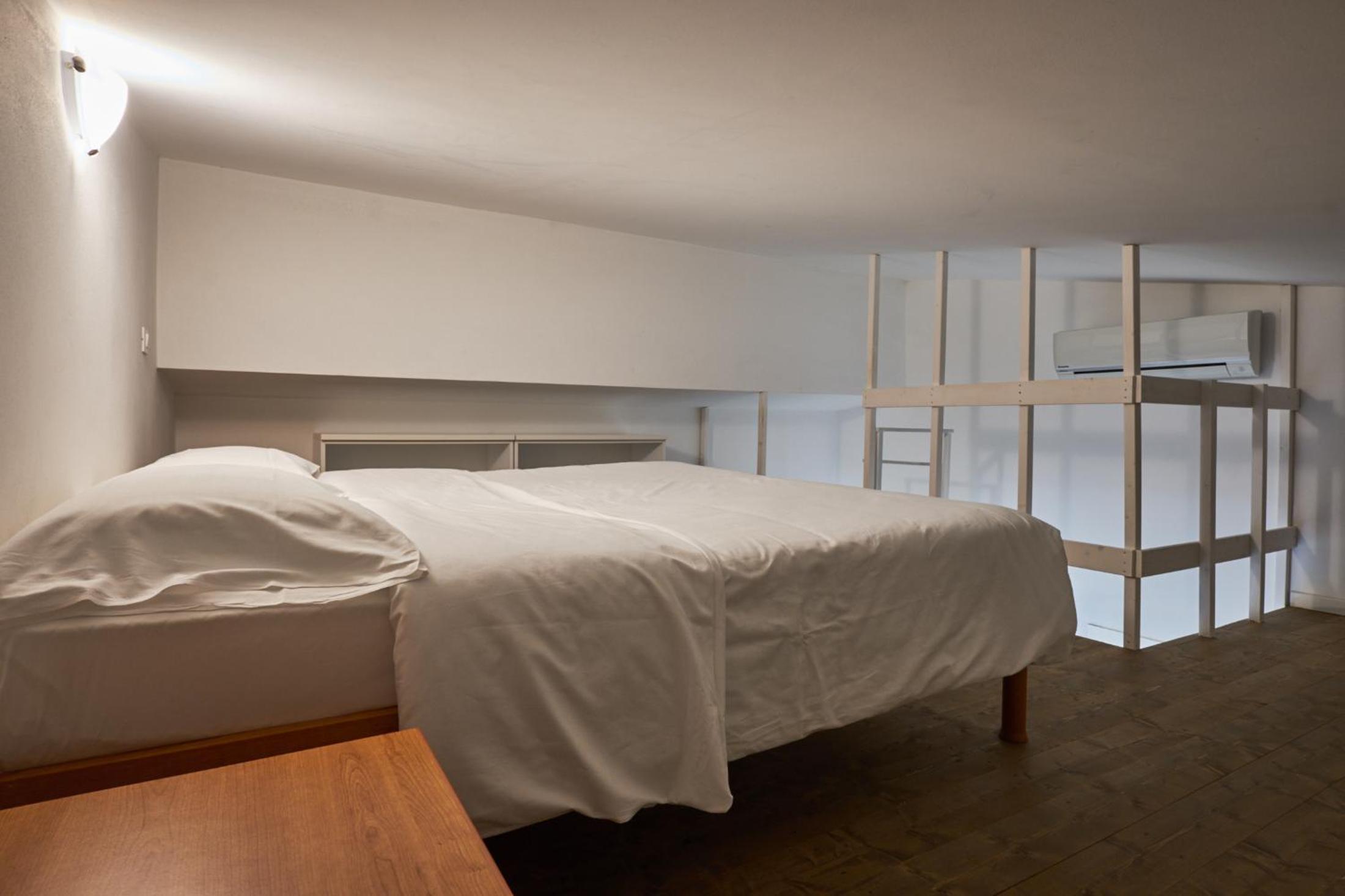 Two-Bedroom Apartment - Split Level - Photo 9