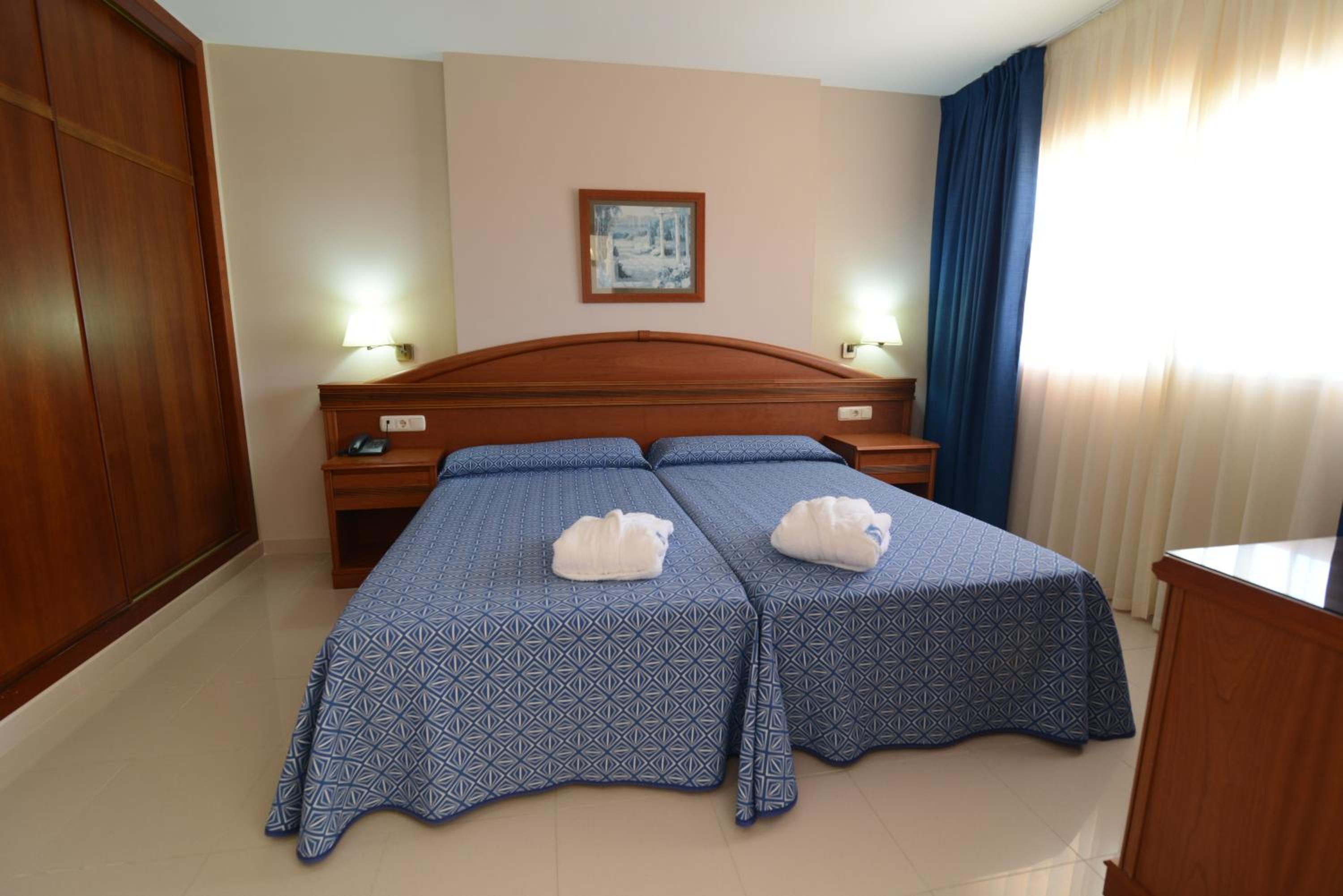 Habitación triple (2 adultos + 1 niño)
