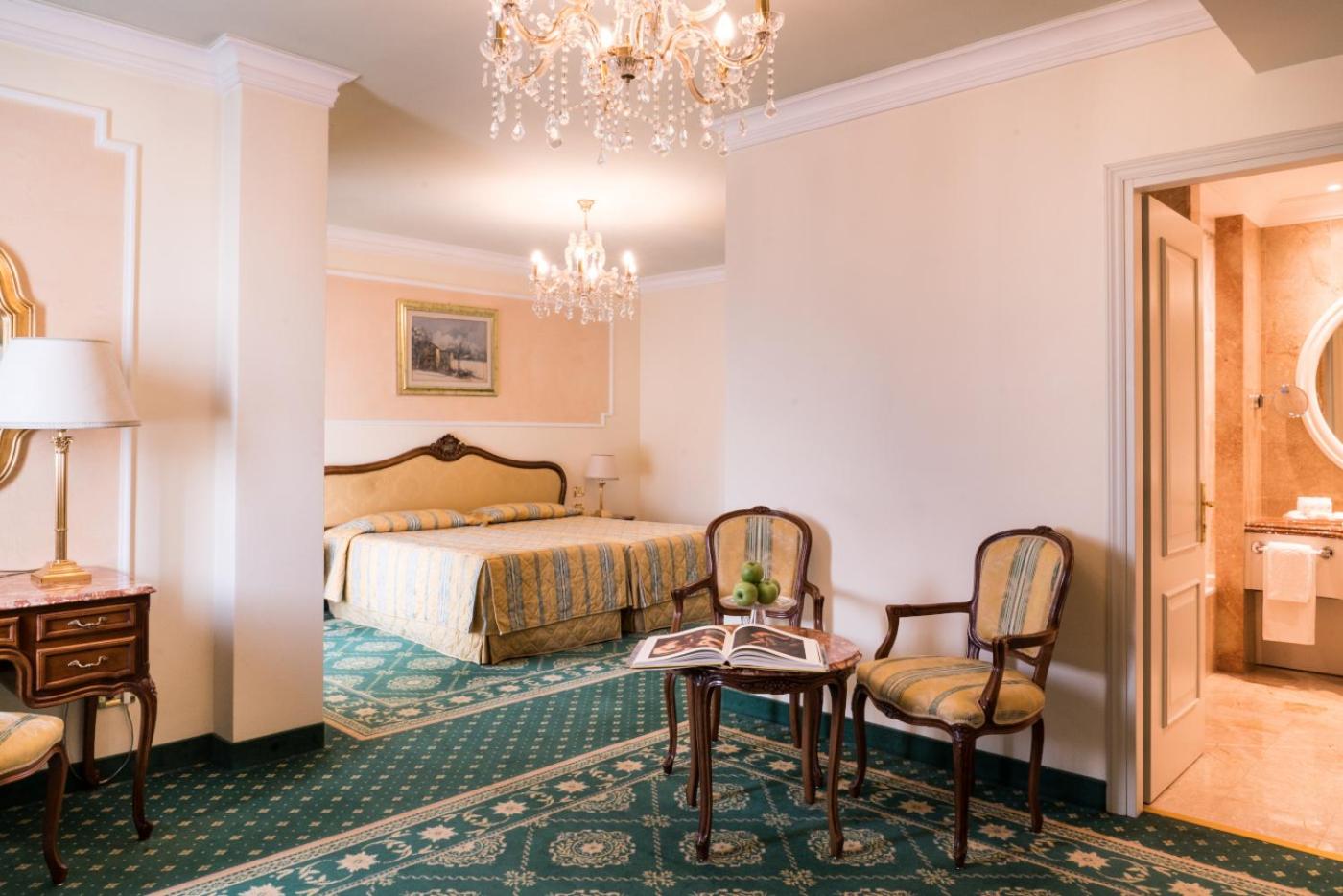 Classic Double or Twin Room photo 2