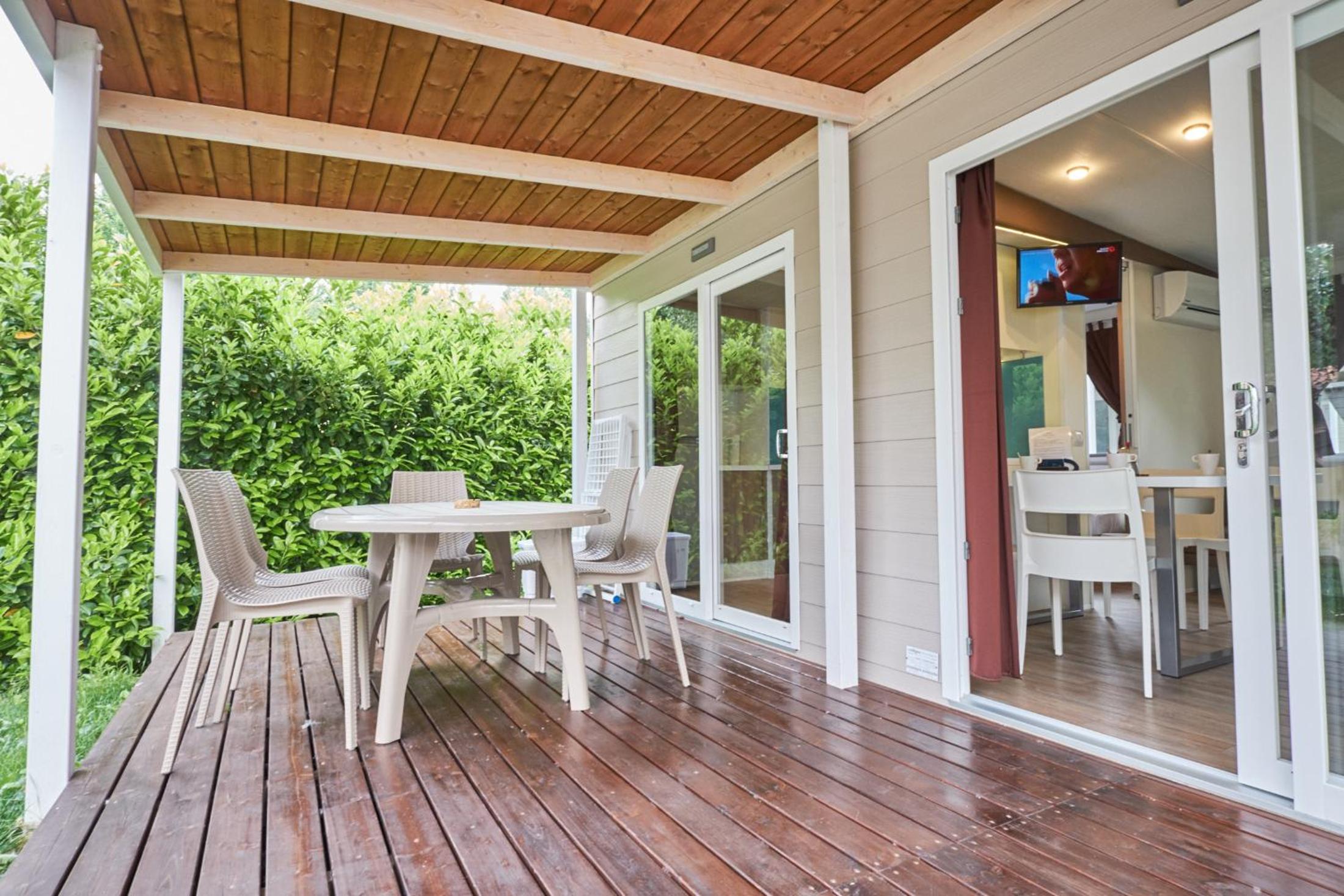 Two-Bedroom Mobile Home - Photo 14