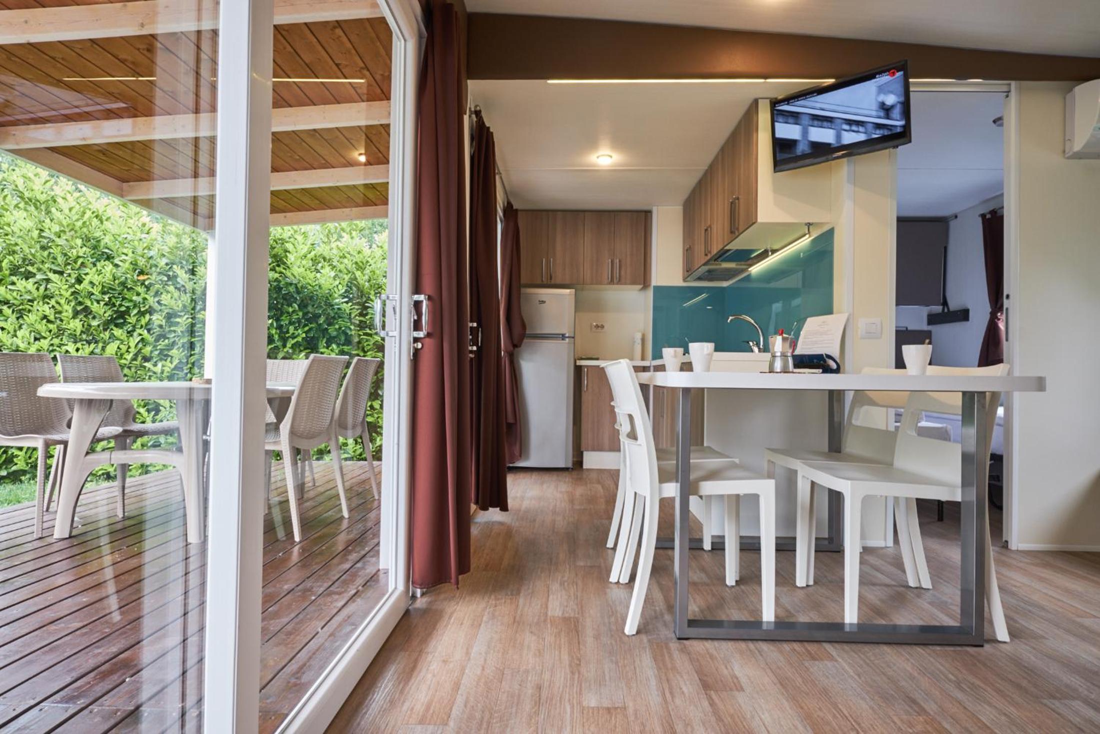Two-Bedroom Mobile Home - Photo 17