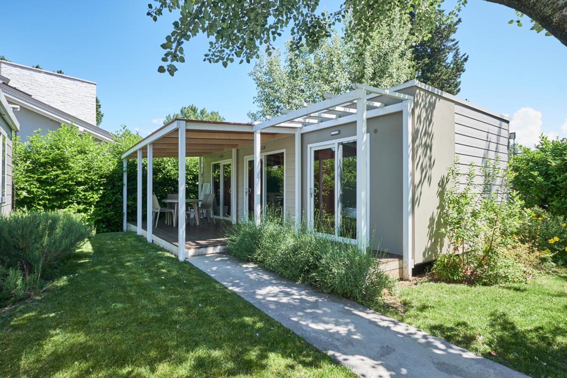 Two-Bedroom Mobile Home - Photo 12