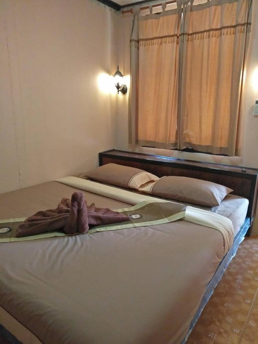 Standard Double Room - Photo 2