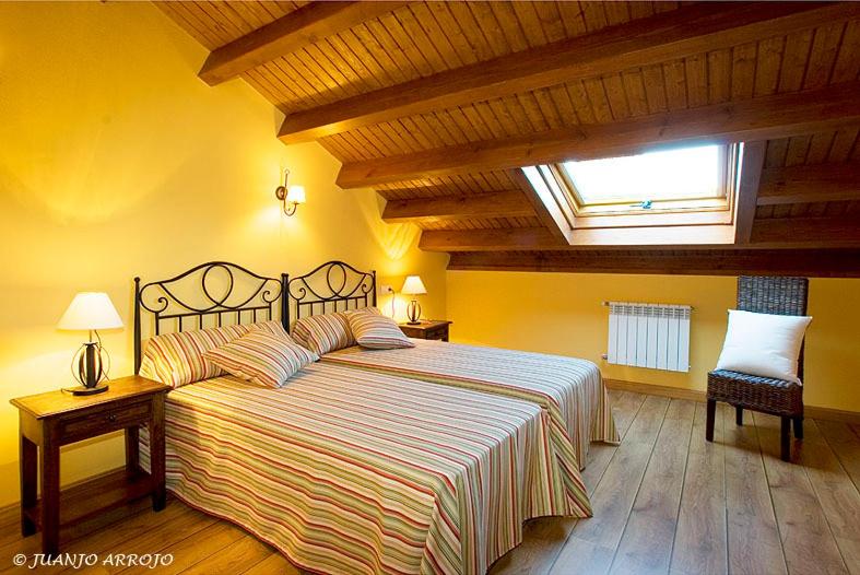 Two-Bedroom Apartment - Photo 22