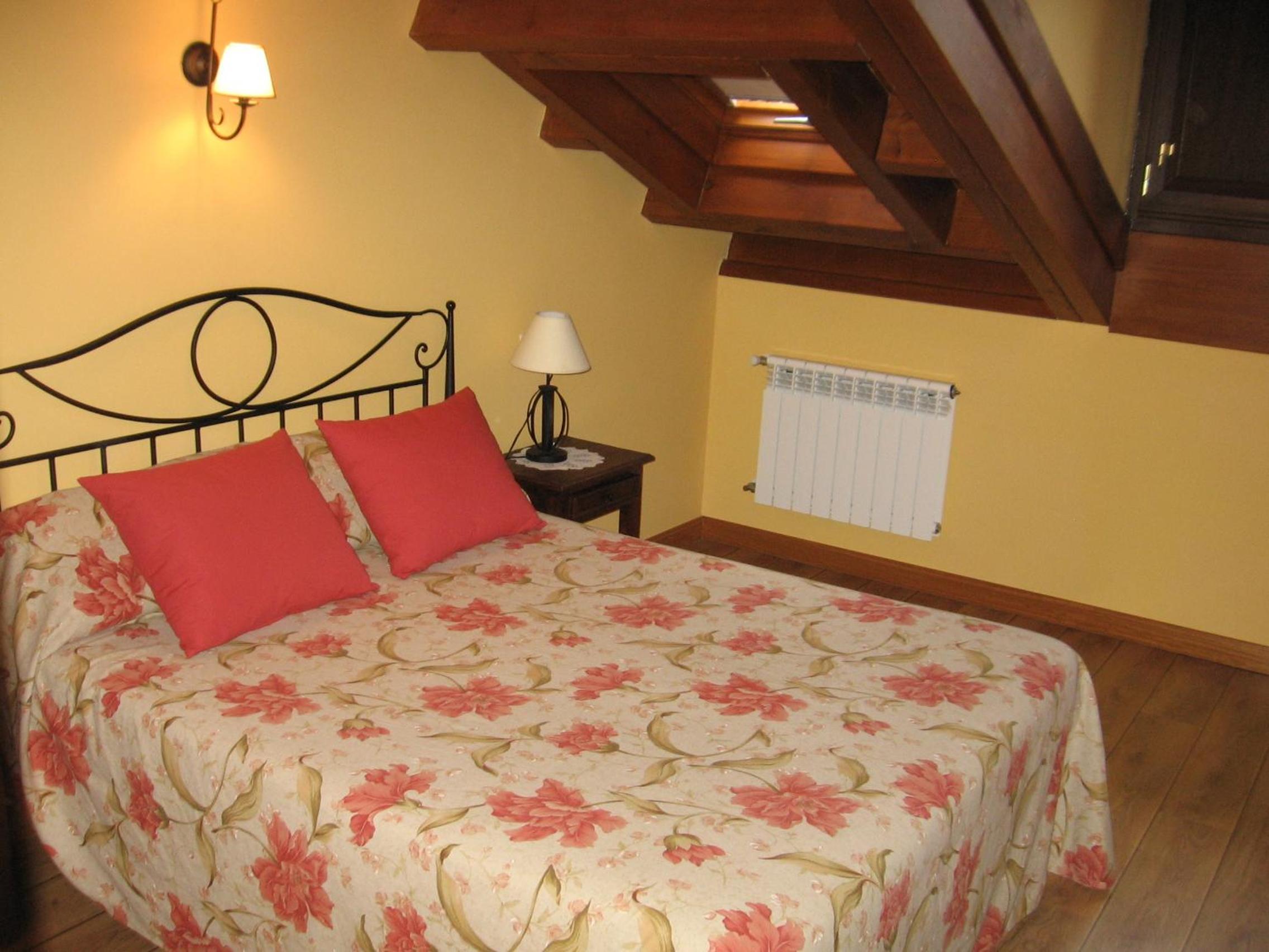 Two-Bedroom Apartment - Photo 29