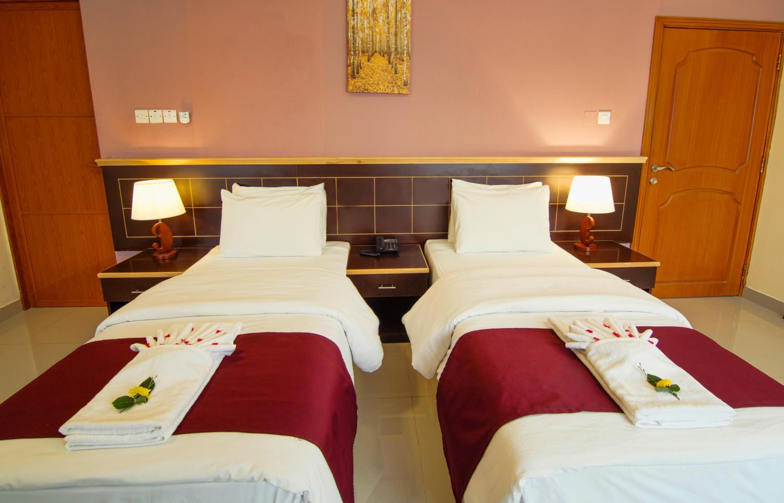 Twin Room - Photo 1