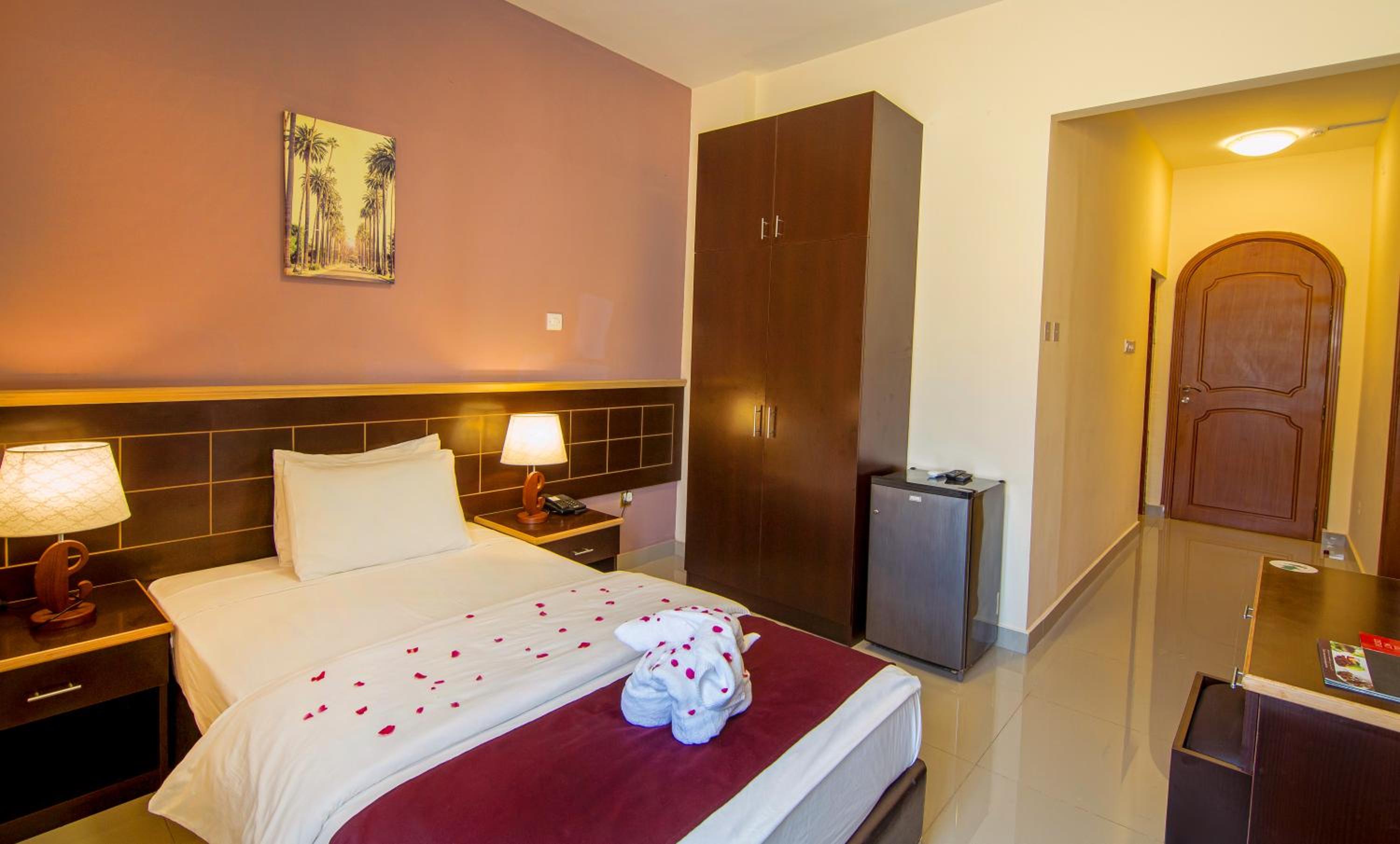 Single Room - Photo 1