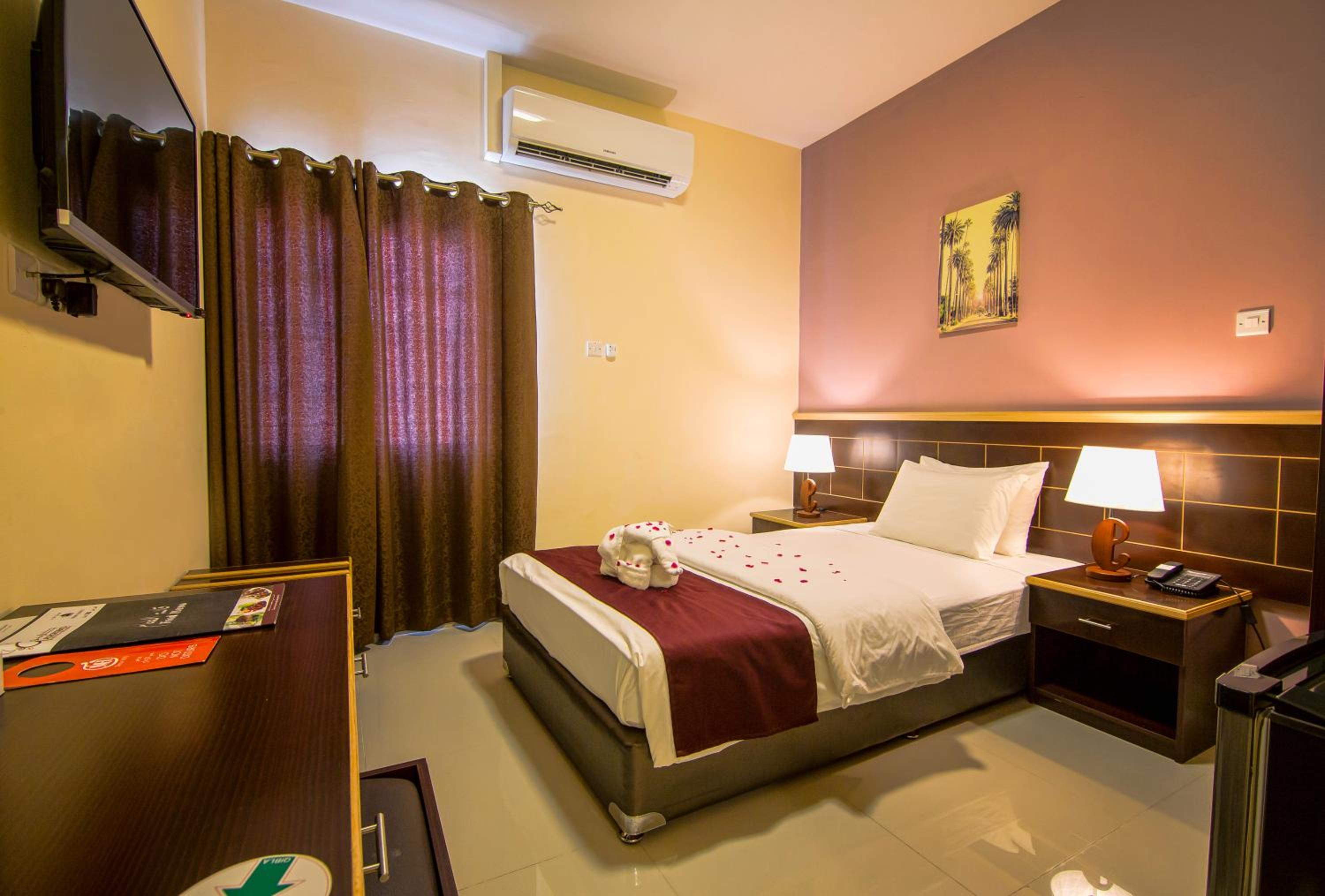 Deluxe Double Room - Photo 4