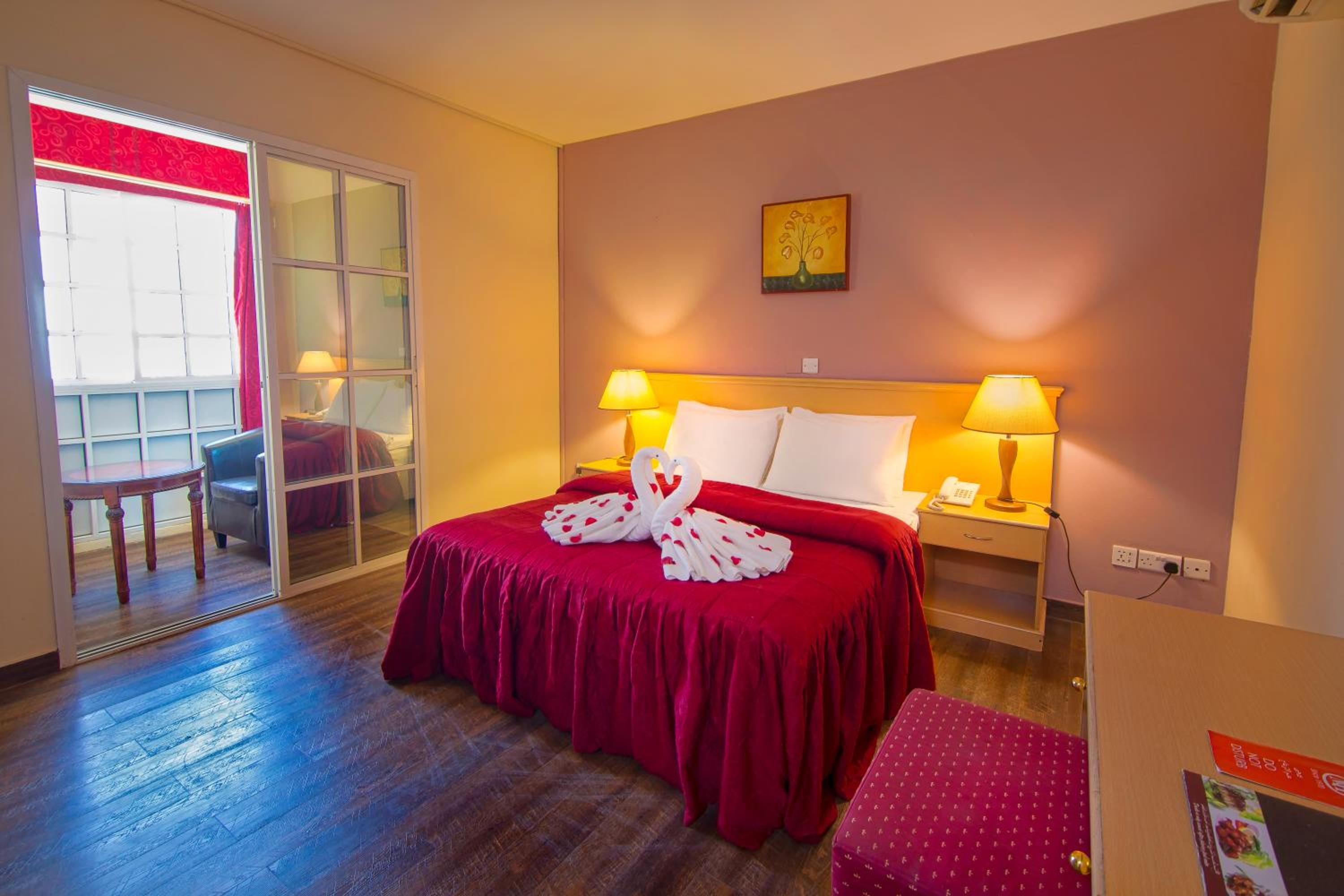 Deluxe Double Room - Photo 5