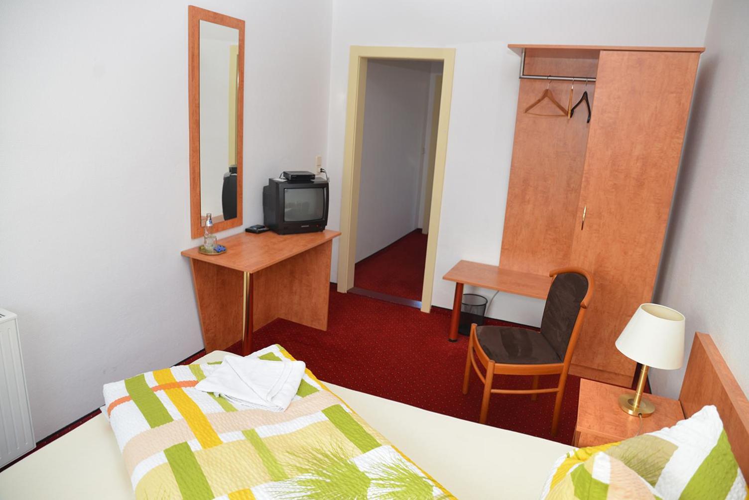 Single Room photo 3