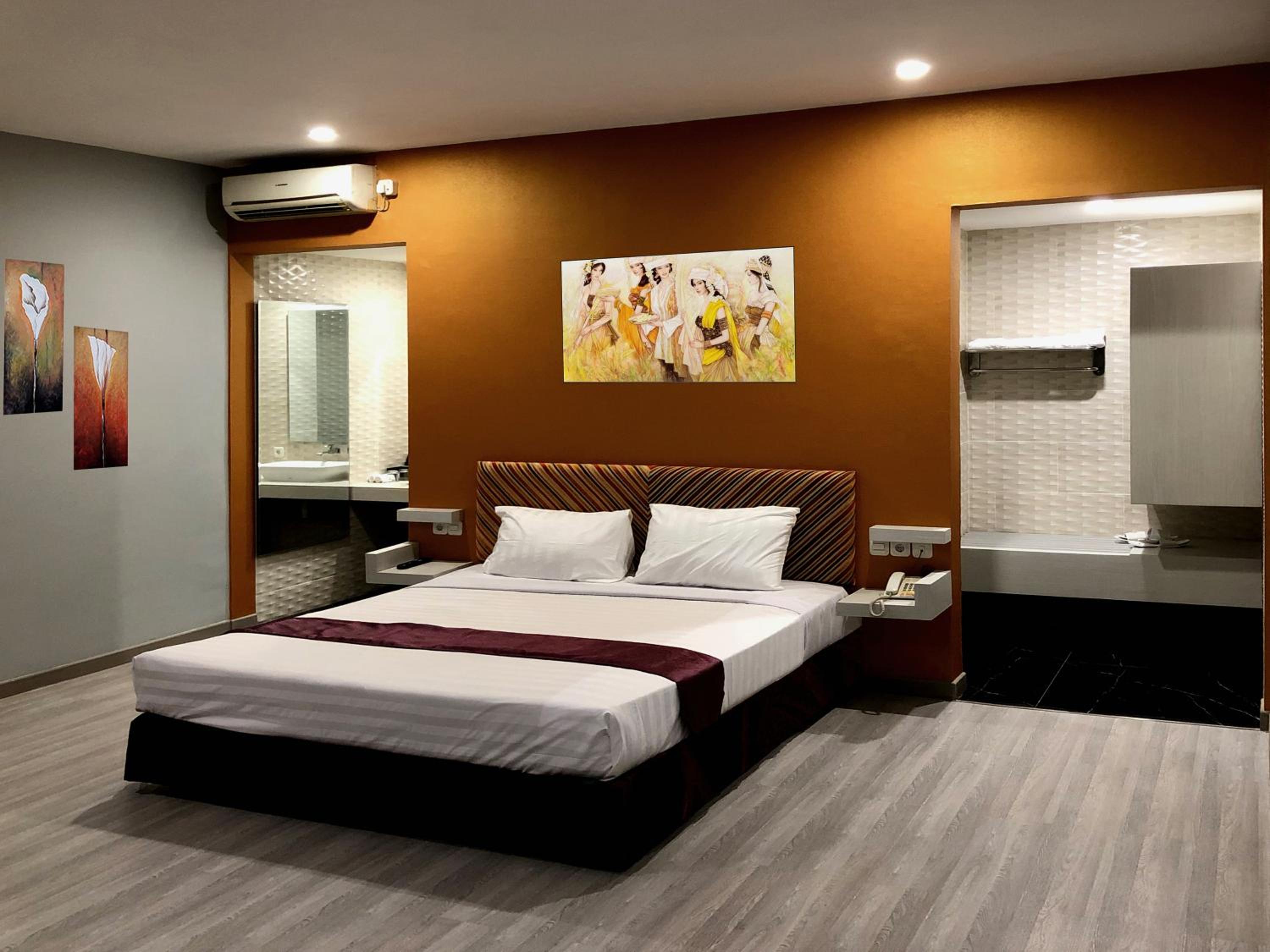 Superior King Room photo 1