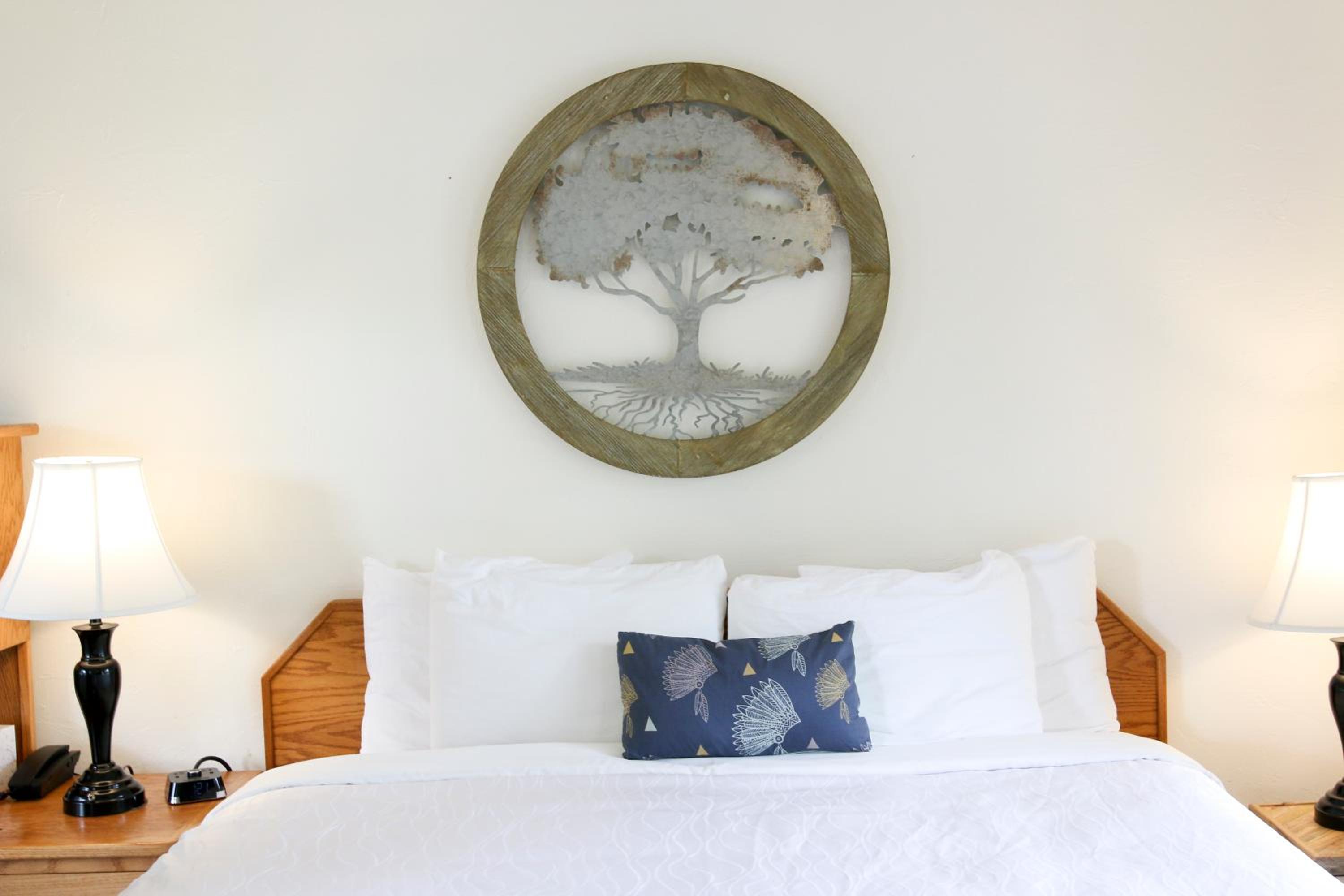 King Room with Mountain View photo 2