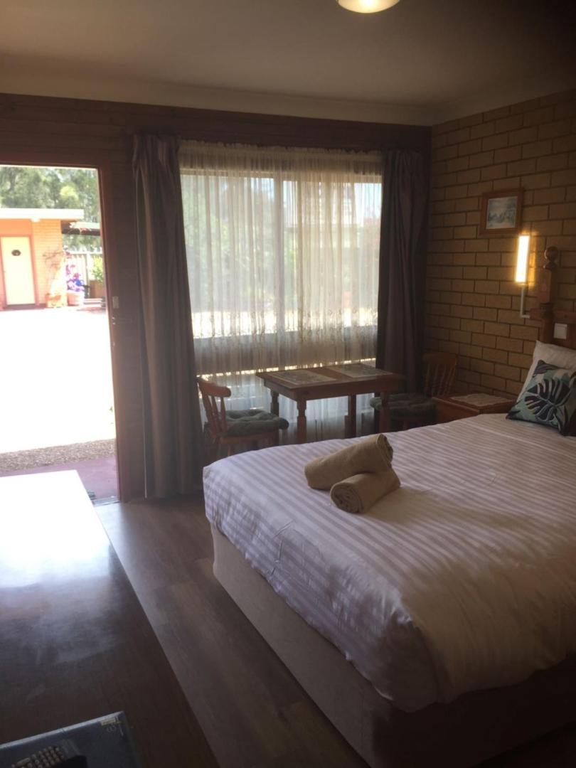 Standard Double Room photo 2