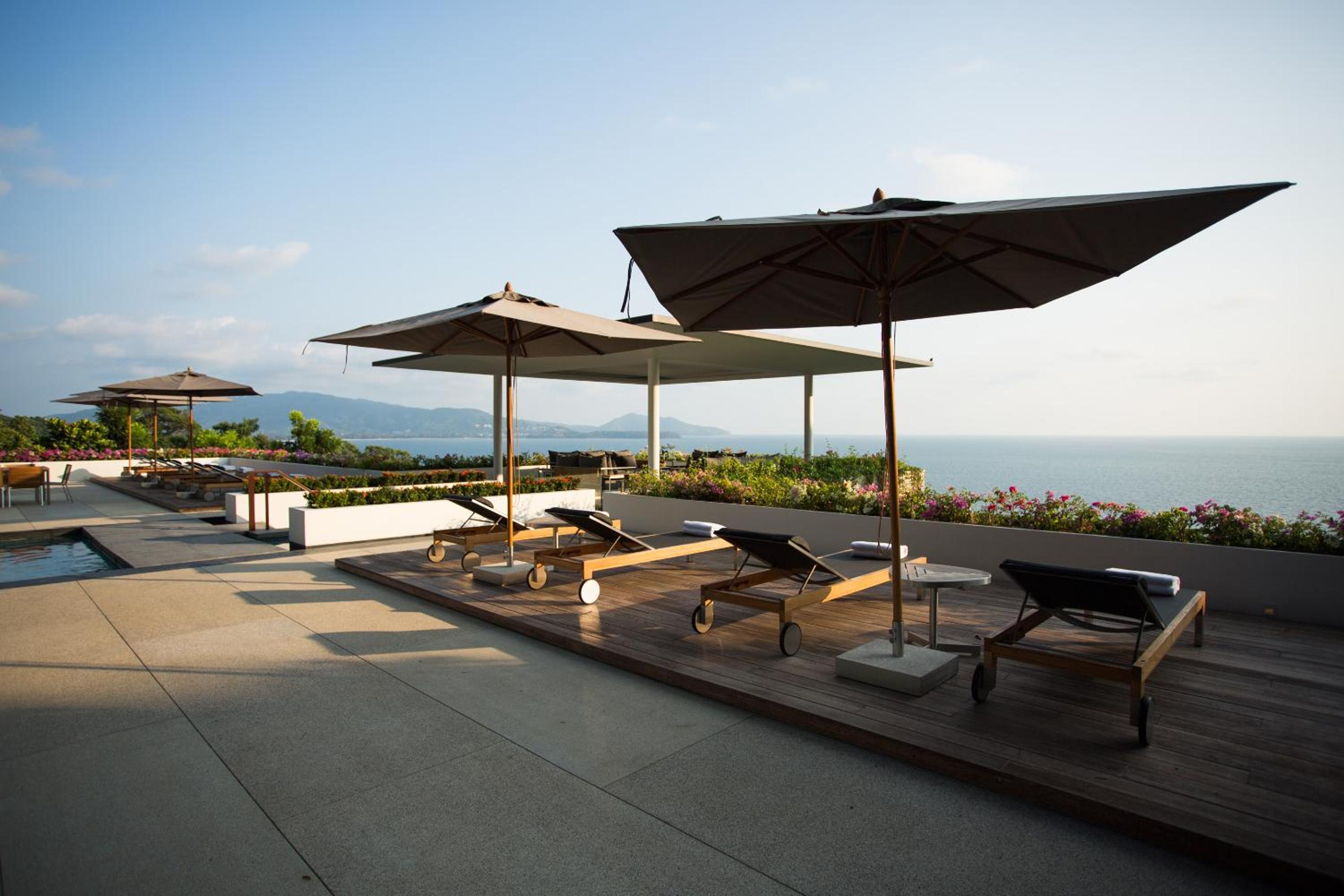 Six-Bedroom Ocean View Residence - Photo 3