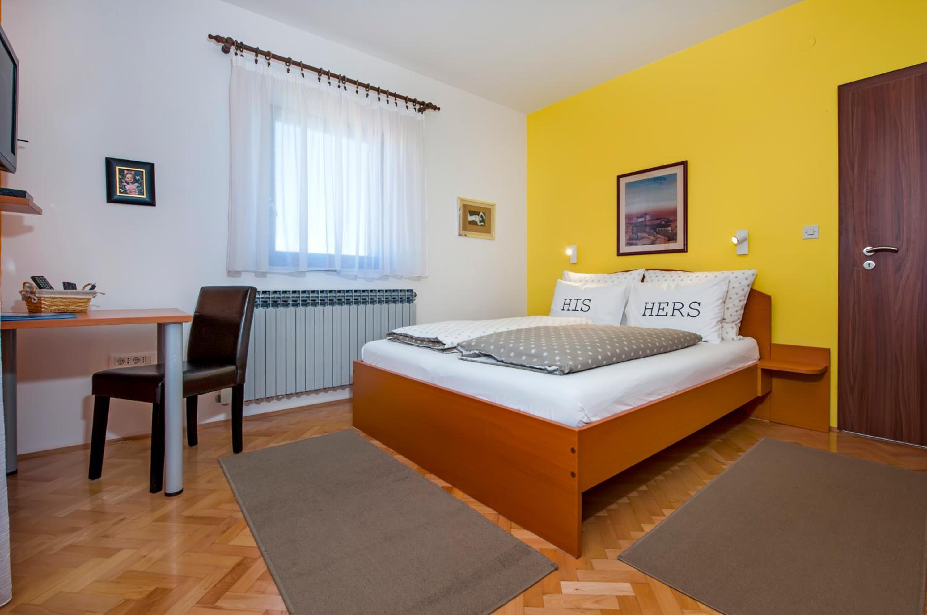 Double Room (Second Floor) photo 1